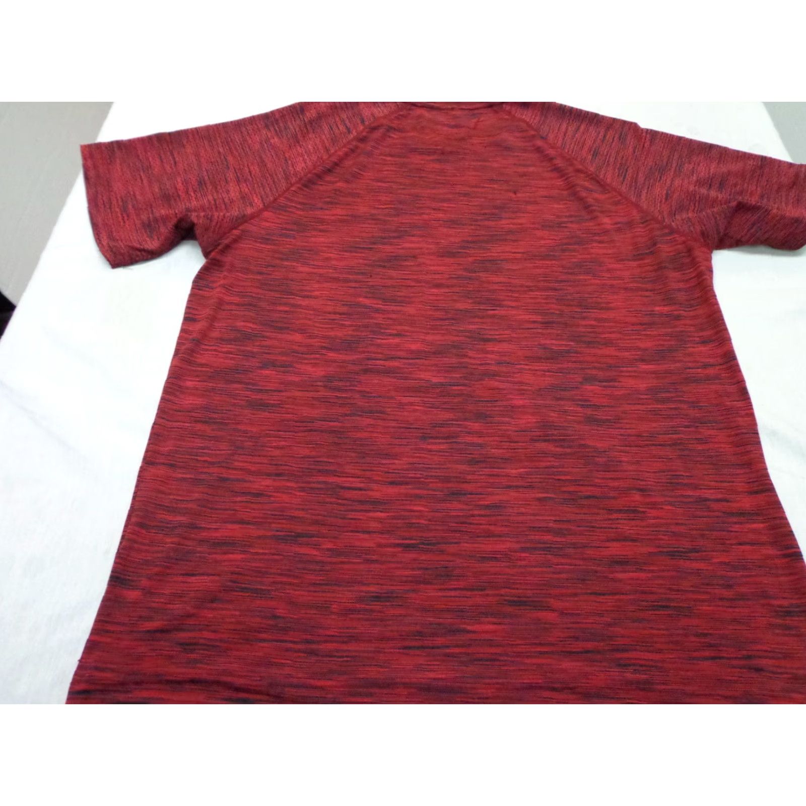 Reebok Reebok T Shirt Burgundy Black Marbled Size Medium Mens Regular Crew Neck Short Sleeve Activewear Logo Pattern Solid - 1 Size US M / EU 48-50 / 2 - 8 Thumbnail