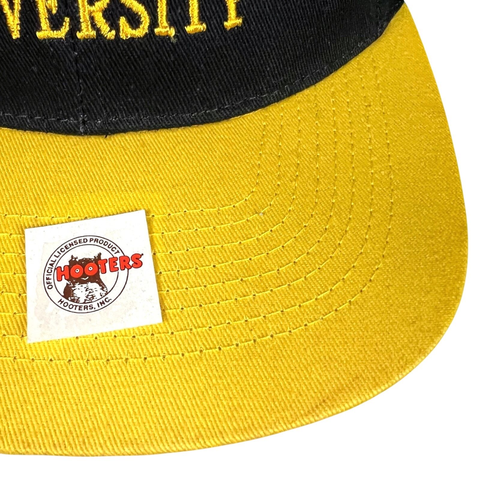 Other Vintage 90s Hooters Snapback University of Iowa NWT College Size ONE SIZE - 6 Thumbnail