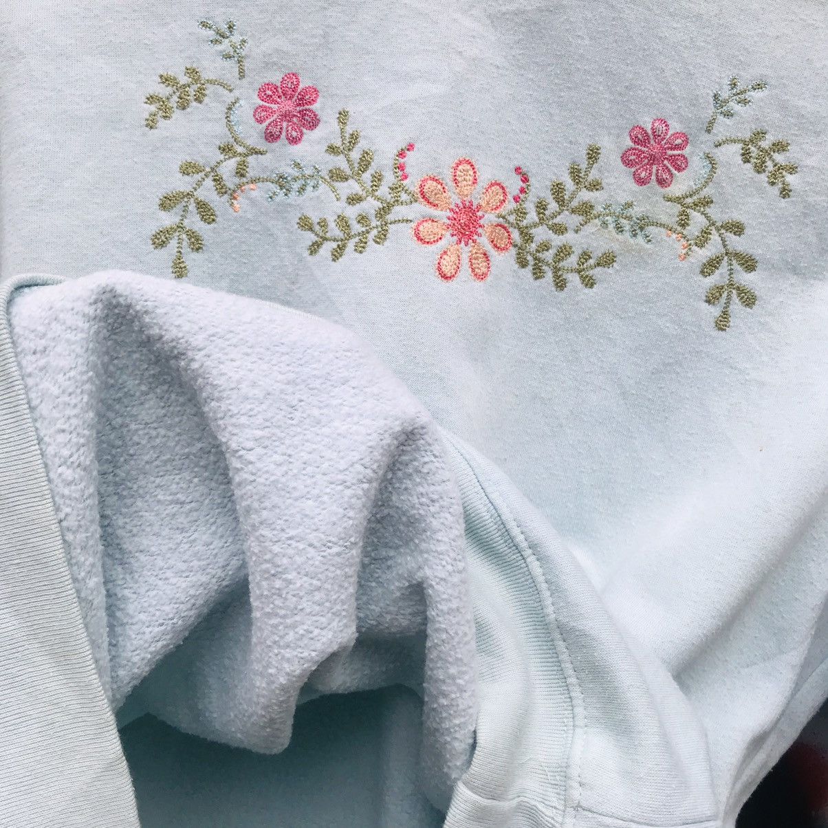 Vintage Vintage Double Crewneck Embroidered Sweatshirts Size US M / EU 48-50 / 2 - 4 Thumbnail