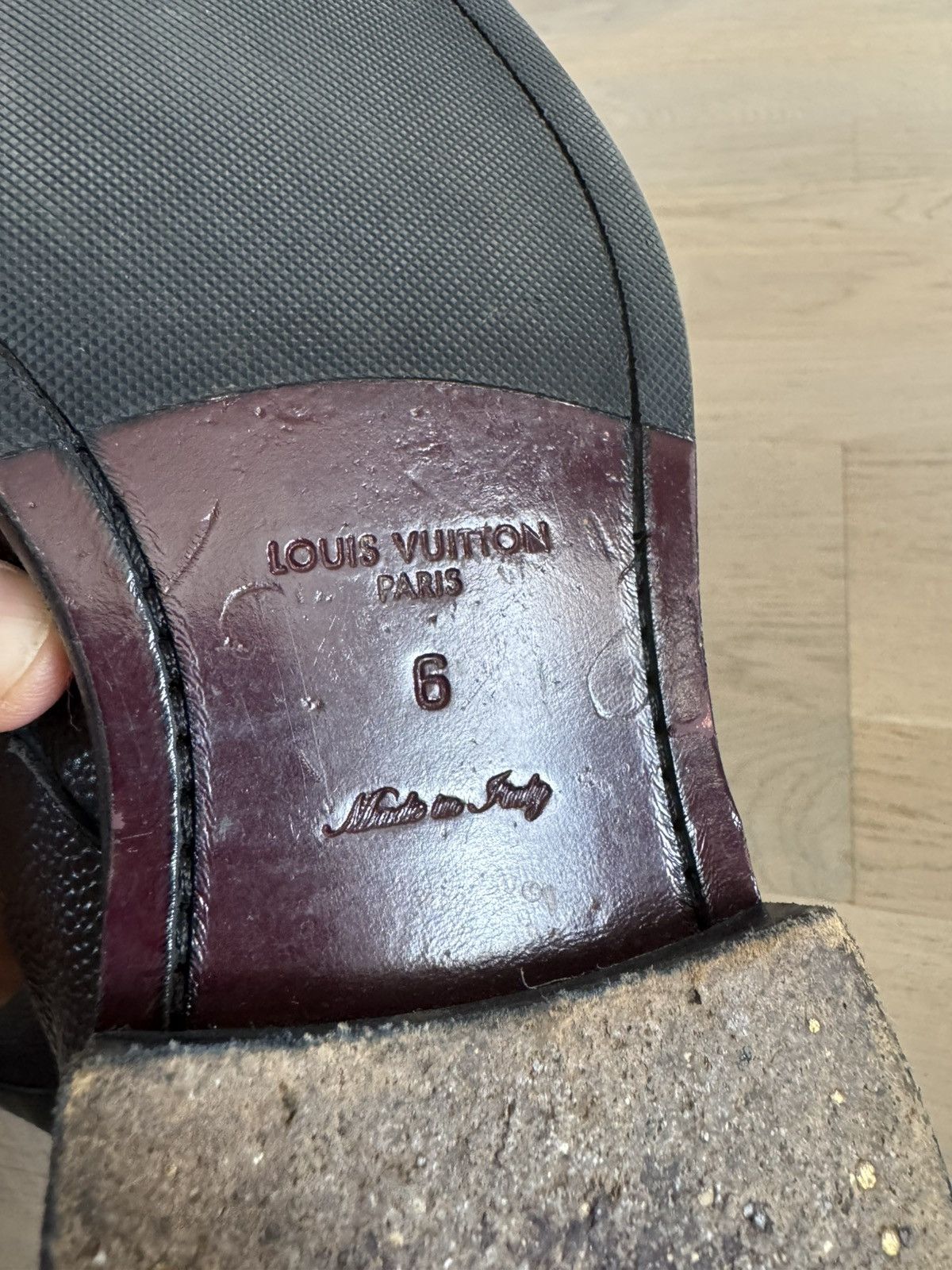 Louis Vuitton LOUIS VUITTON men boots marked sz UK 6 know the LV fit Size US 7 / EU 40 - 8 Thumbnail