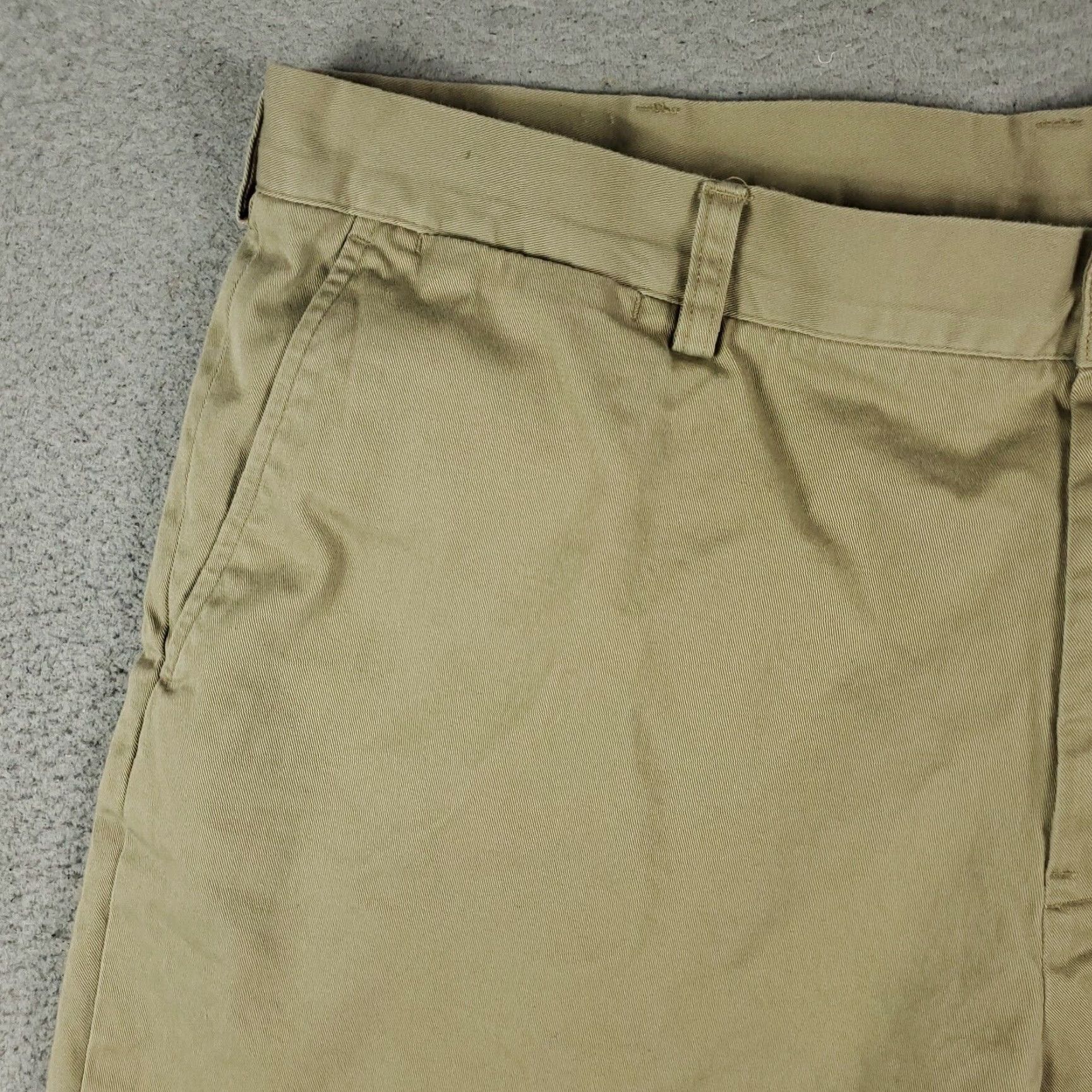Ralph Lauren Ralph Lauren Chino Shorts Mens Size 40 Beige Cotton Flat Front Casual Size US 40 / EU 56 - 2 Thumbnail