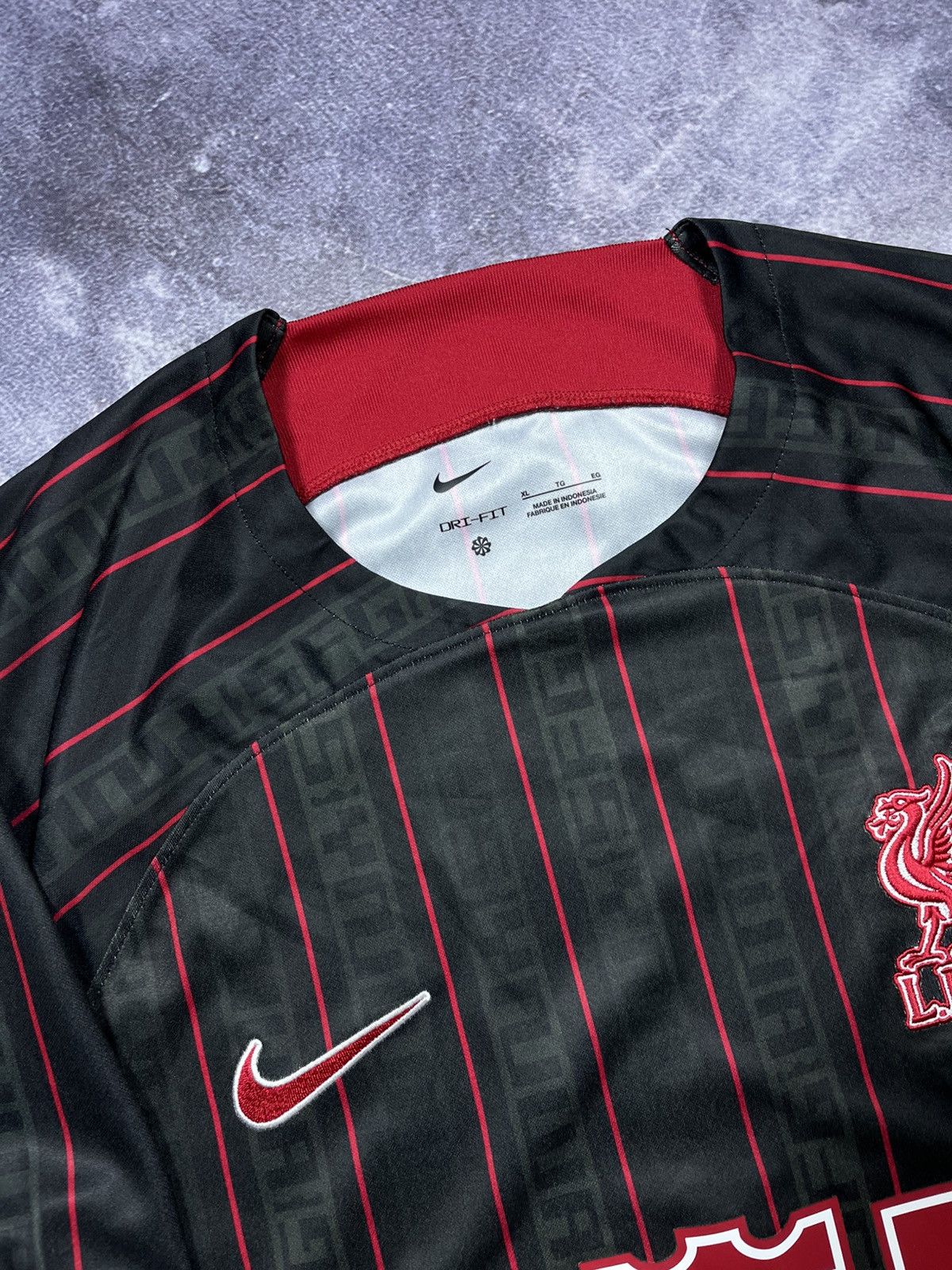 Nike Nike Liverpool Lebron James Football Jersey Size US XL / EU 56 / 4 - 5 Thumbnail