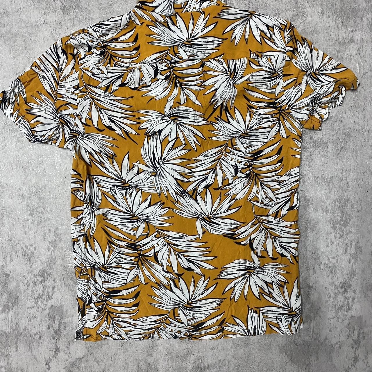 Other Mustard yellow and white floral shirt #floralshirt Size US S / EU 44-46 / 1 - 4 Thumbnail