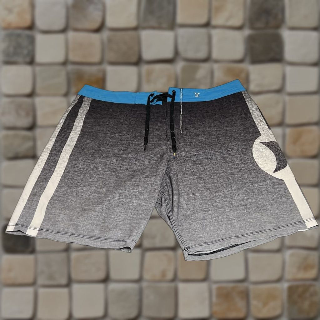 Hurley Hurley Phantom Boardshorts Mens 36 Swim Trunks Surf Pocket Lightweight Gray Size US 36 / EU 52 - 1 Thumbnail