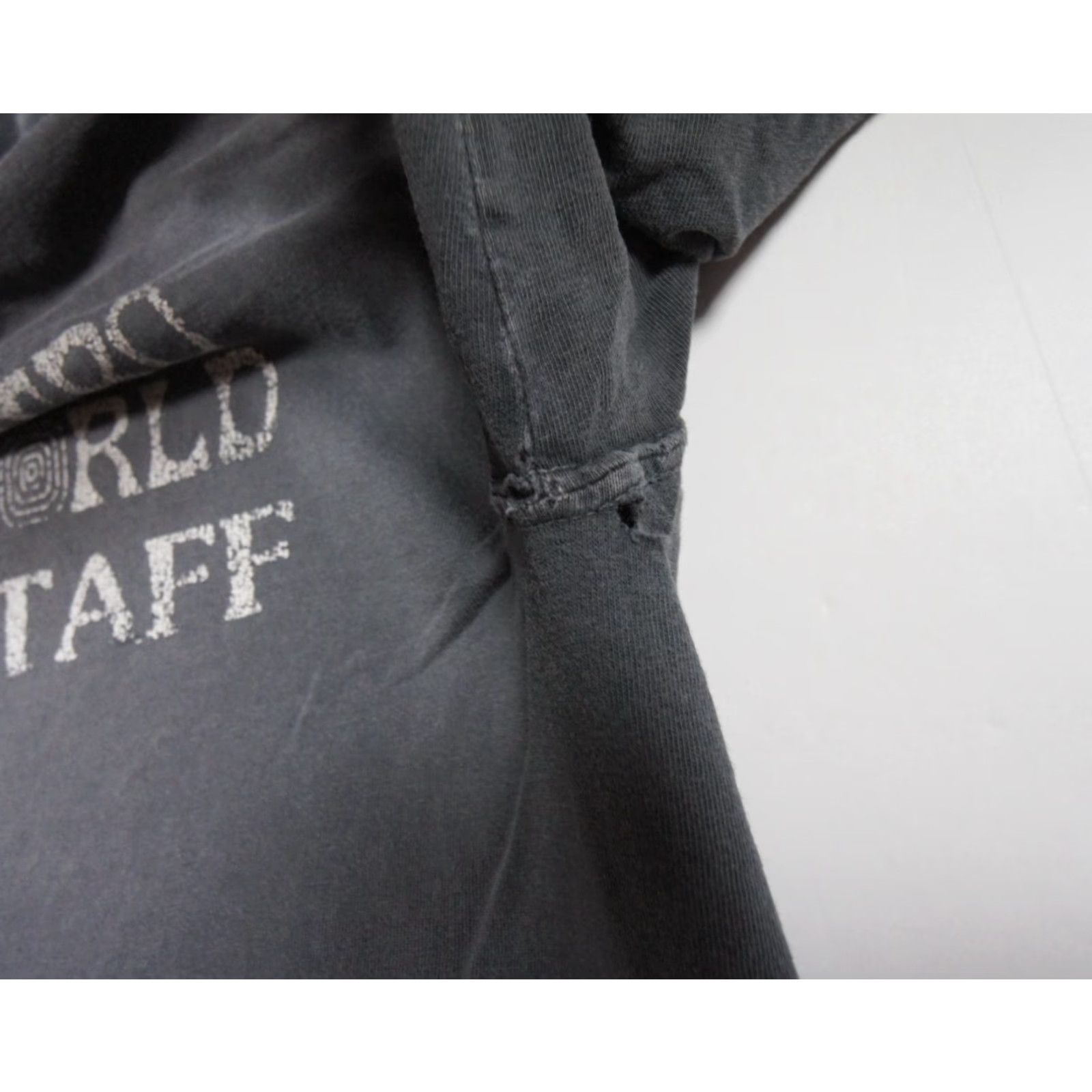 Travis Scott VINTAGE Astro World T-Shirt Mens Medium Gray Rap Hip Hop Travis Scott Staff Tee All Seasons Size US M / EU 48-50 / 2 - 6 Thumbnail