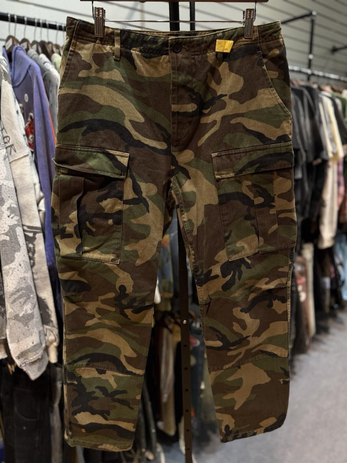 Balenciaga Balenciaga Cargo Pants Mens 48 Camo 100% Authentic Rare Size US 44 / EU 60 - 10 Thumbnail