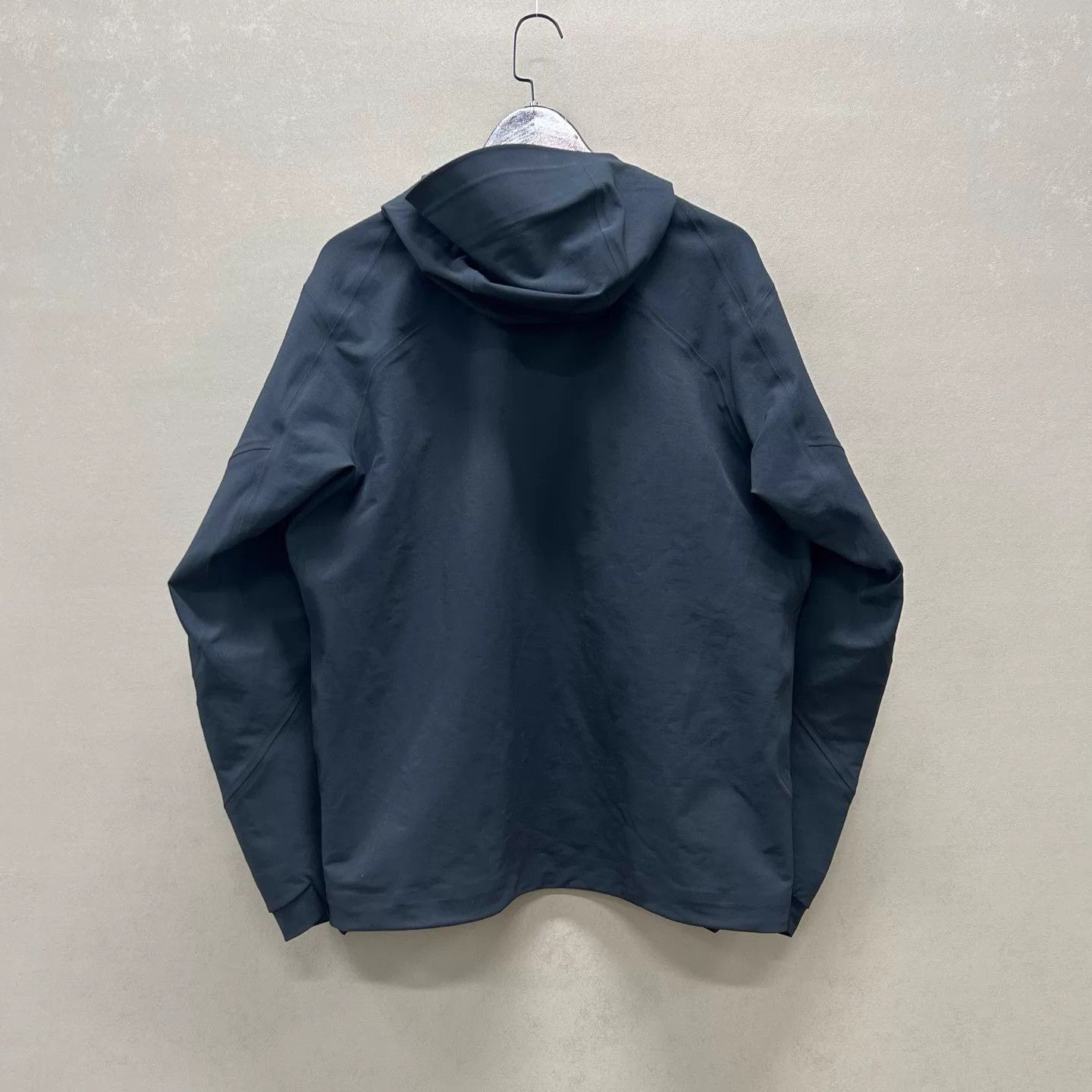 Arc'teryx ARCTERYX VEILANCE ISOGONMX SoftshellJacket L 99New Size US L / EU 52-54 / 3 - 2 Thumbnail