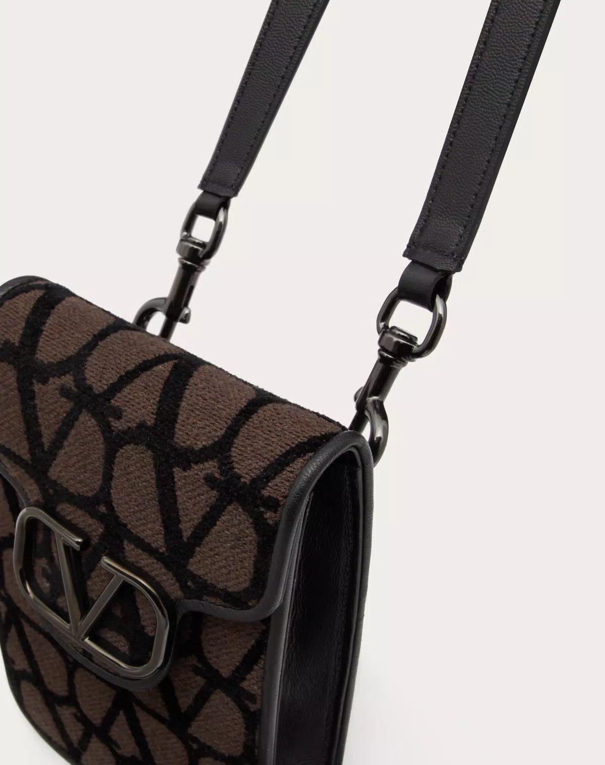 Valentino oc11z0725 Size:OS/ Cross Body Mini Bag in Melange/Black Size ONE SIZE - 7 Thumbnail