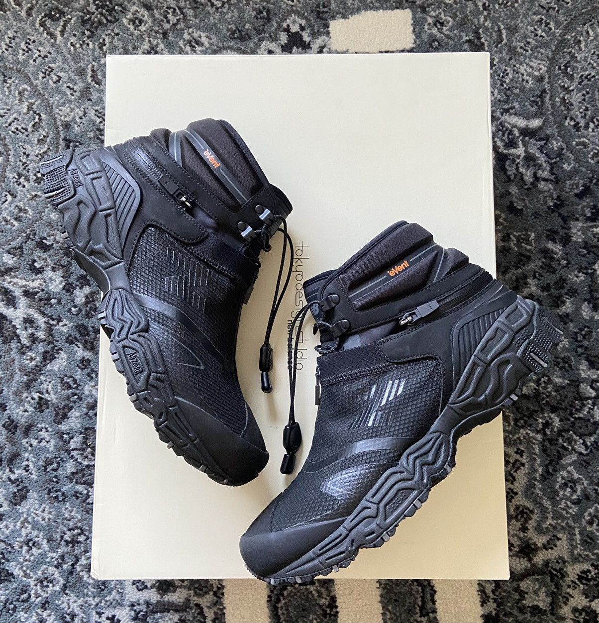 New Balance New balance Tokyo design studio boot/mule Size US 10 / EU 43 - 1 Thumbnail