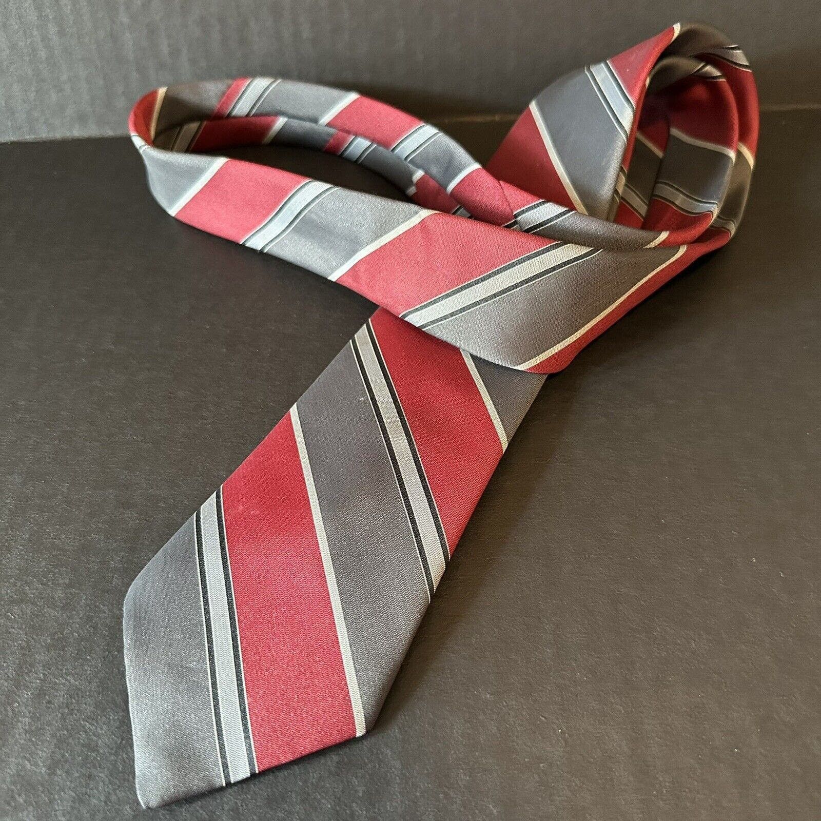 Other Johnny Carson Neck Tie Polyester Red/Grey/Black Striped VTG Size ONE SIZE - 2 Thumbnail