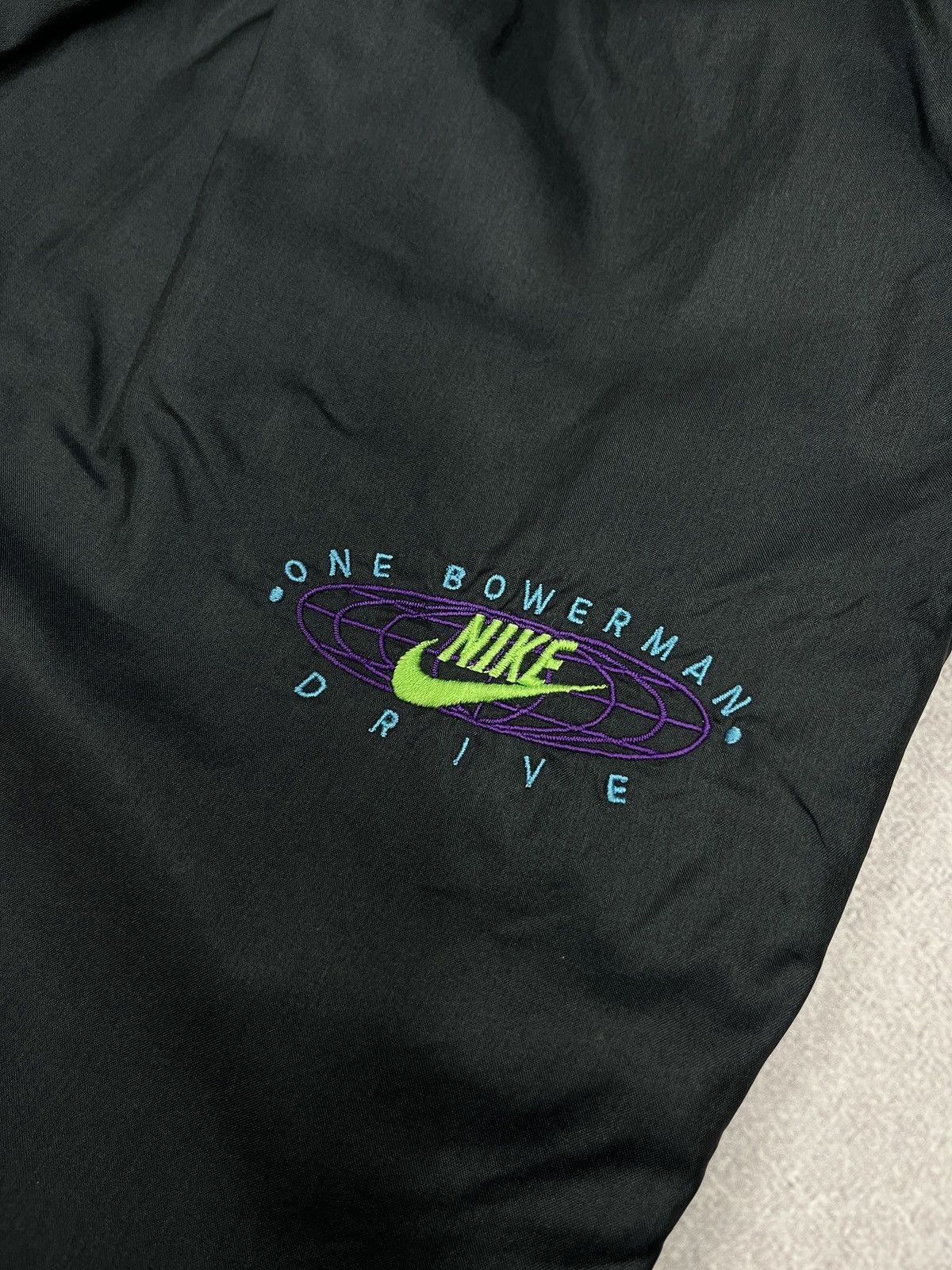 Nike Vintage Nike One Bowerman Drive Nylon Sweatpants Drill Size US 34 / EU 50 - 4 Thumbnail