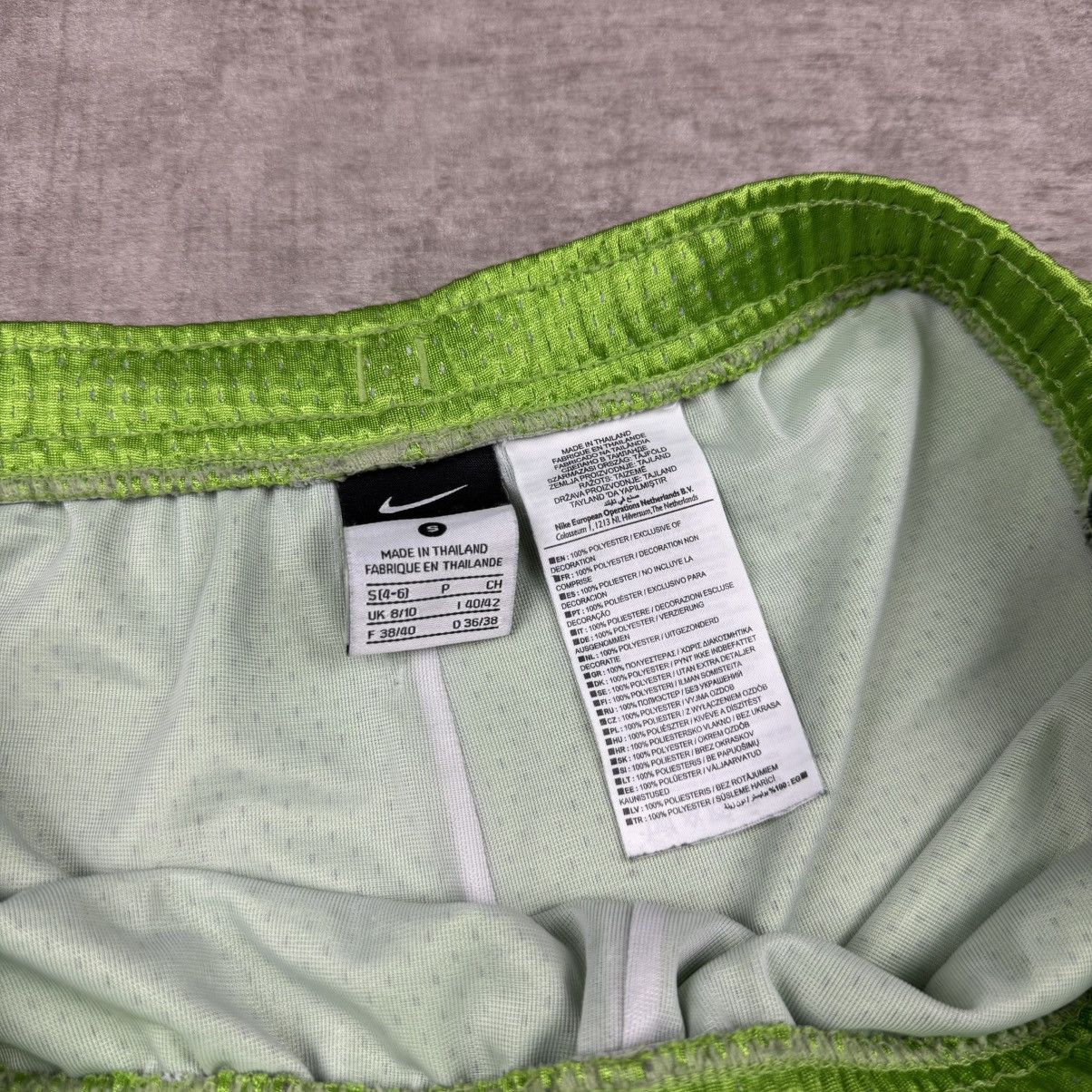 Nike Vintage Nike Shorts Size US 31 - 5 Thumbnail