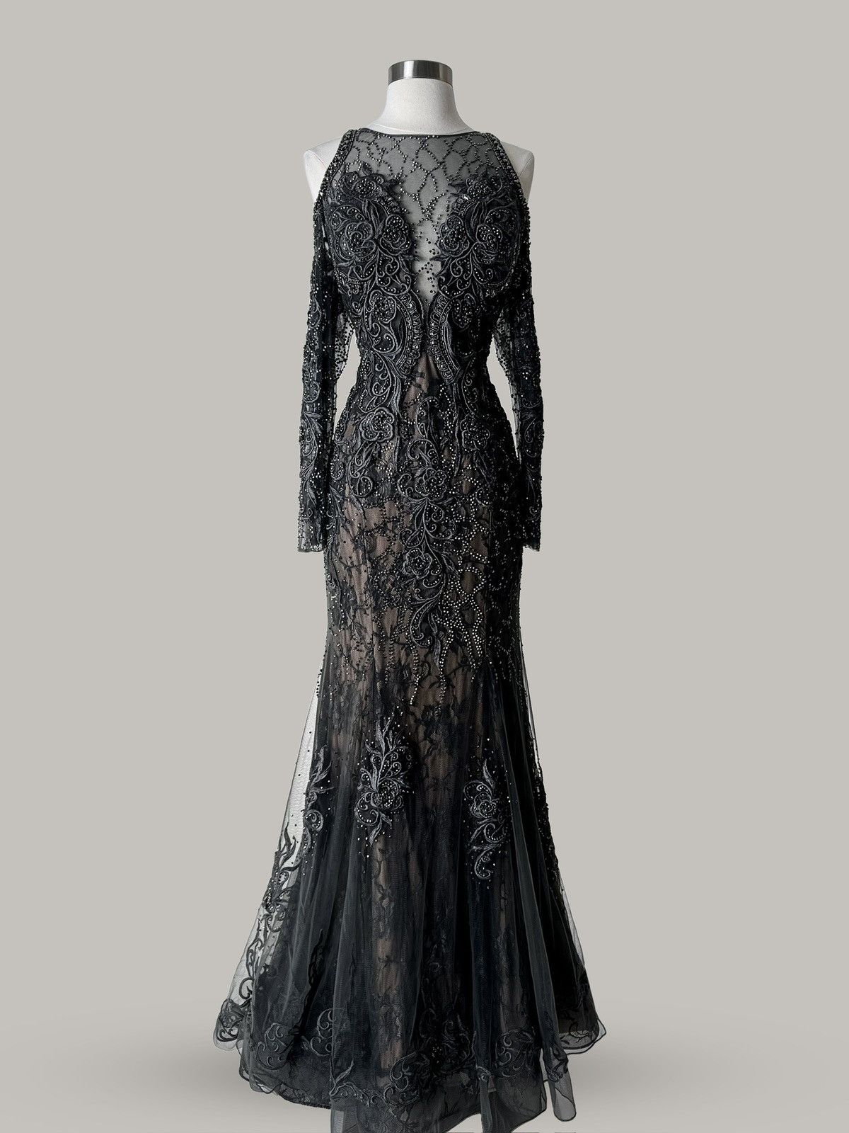 Other Brand New US 8 Jovani Maxi Evening Gown in Gray Color Size M / US 6-8 / IT 42-44 - 1 Thumbnail