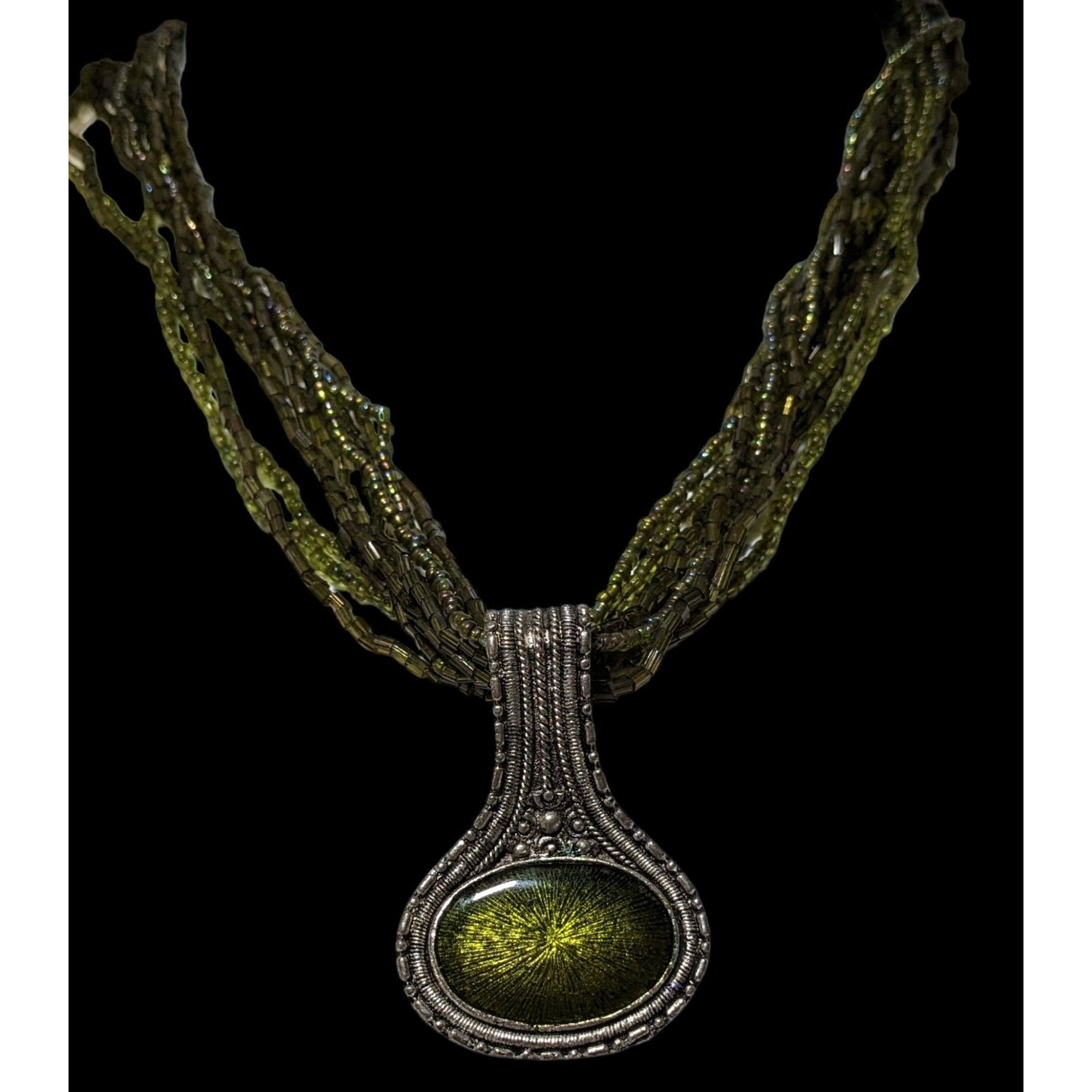 Other Green Glass Beaded Mermaid Pendant Necklace Size ONE SIZE - 2 Thumbnail