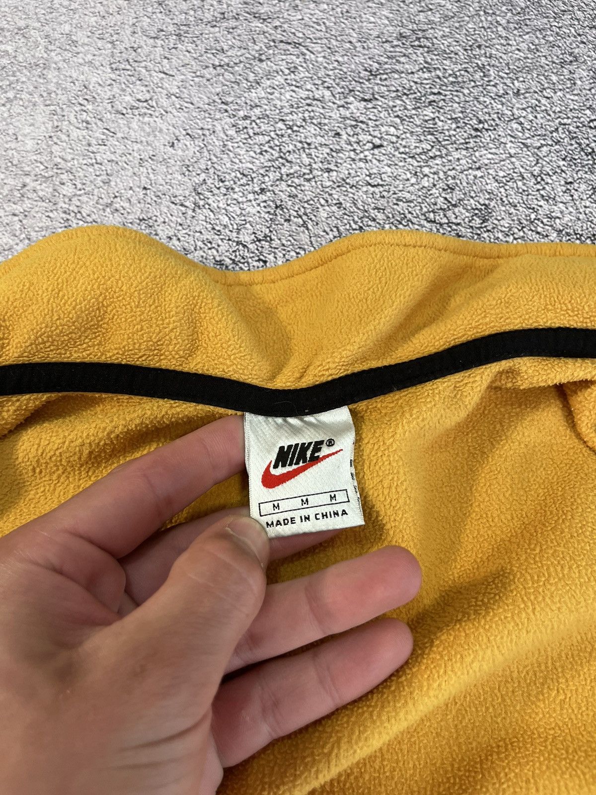Nike × Vintage Nike Women Vest Fleece Vintage Yellow Swoosh Logo Size M Size M / US 6-8 / IT 42-44 - 6 Thumbnail