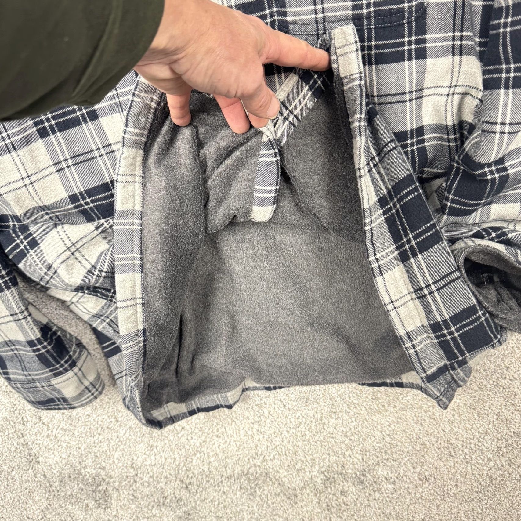 Vintage LL Bean Flannel Shirt Shacket L Black Gray Plaid Lined Traditional Fit Cabincore Mens Long Sleeve Button-Up Shirt Jacket Size US L / EU 52-54 / 3 - 7 Thumbnail