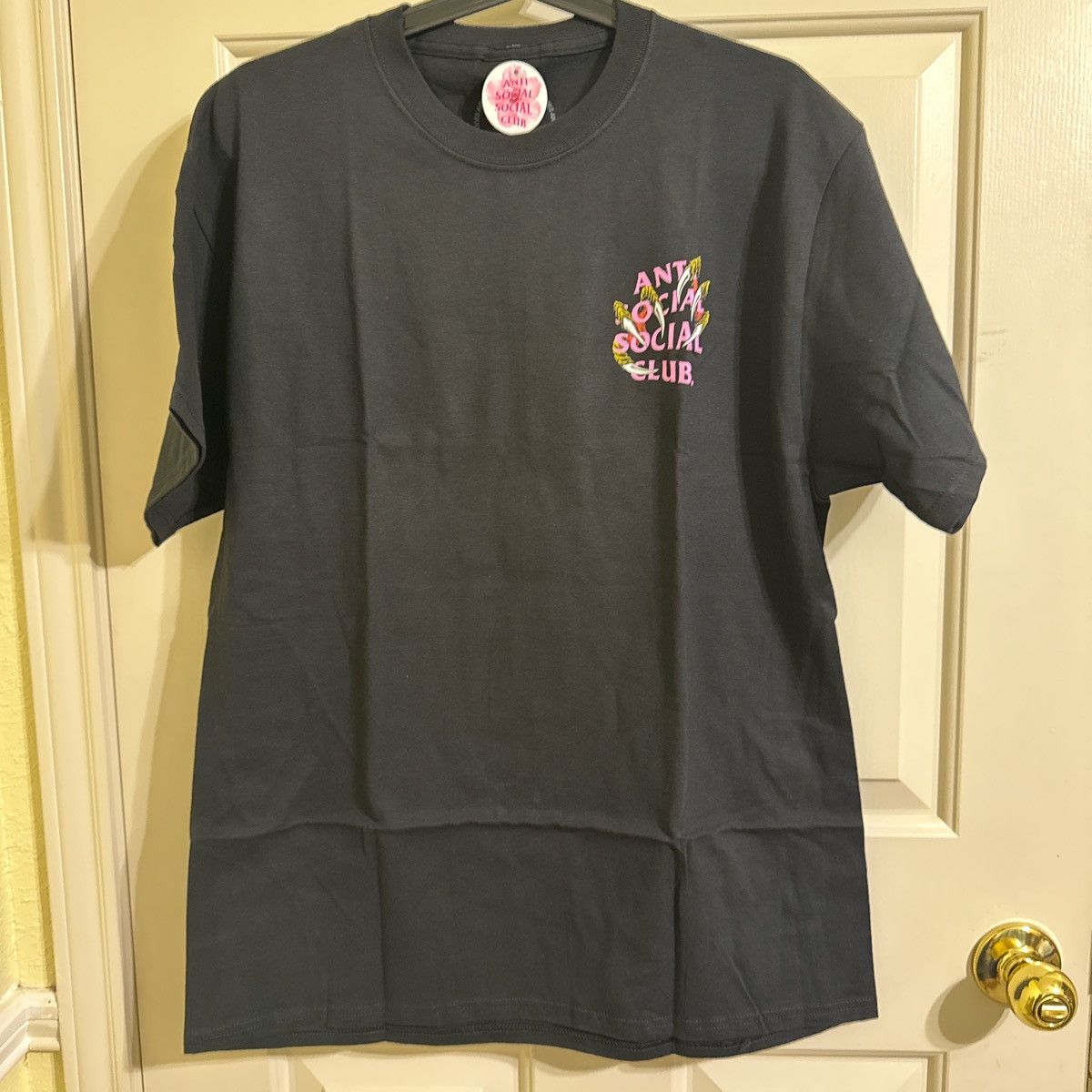 Anti Social Social Club Anti Social Club Double Dragon t-shirt Size US L / EU 52-54 / 3 - 1 Thumbnail