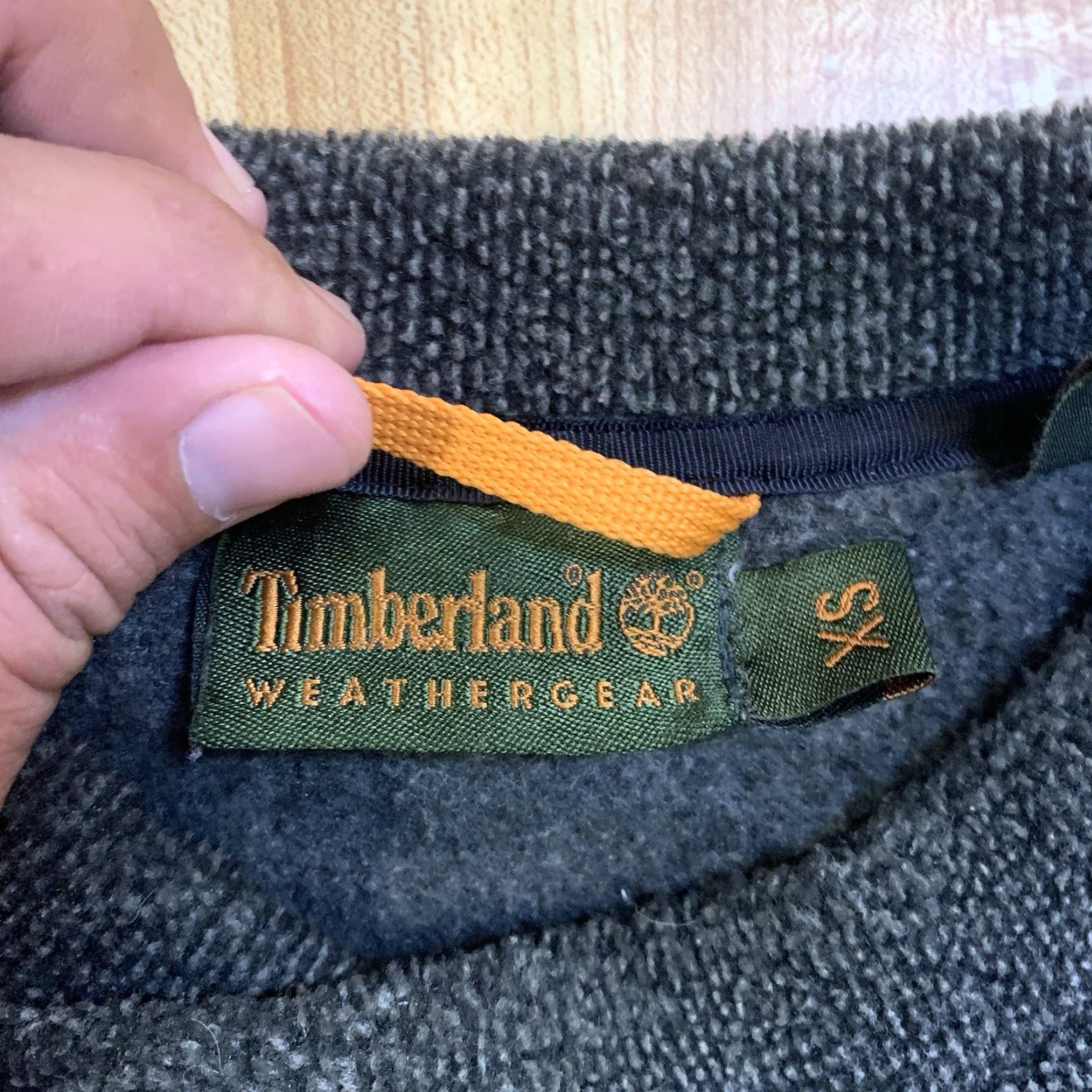 Timberland Timberland Weathergear Shirt Mens XS Green Pullover Sweater Shell Polyester Rayon V-Neck Logo Knit Regular Size XS Mens Size US XS / EU 42 / 0 - 3 Thumbnail