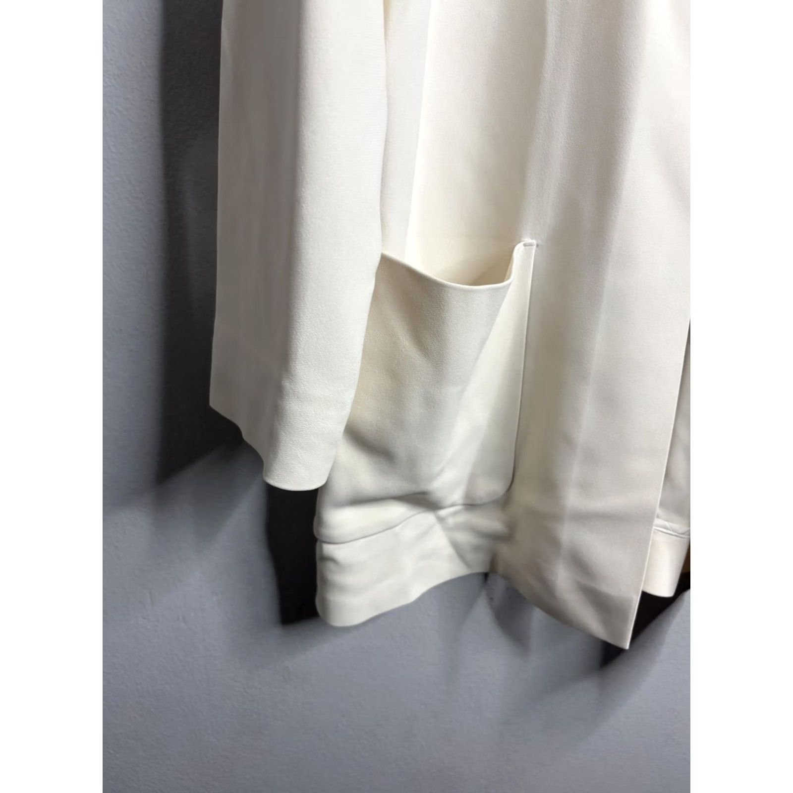 MSGM MSGM Coatigan Jacket Womens 44 White Crepe Open Front Logo Pockets Collarless Size M / US 6-8 / IT 42-44 - 3 Thumbnail