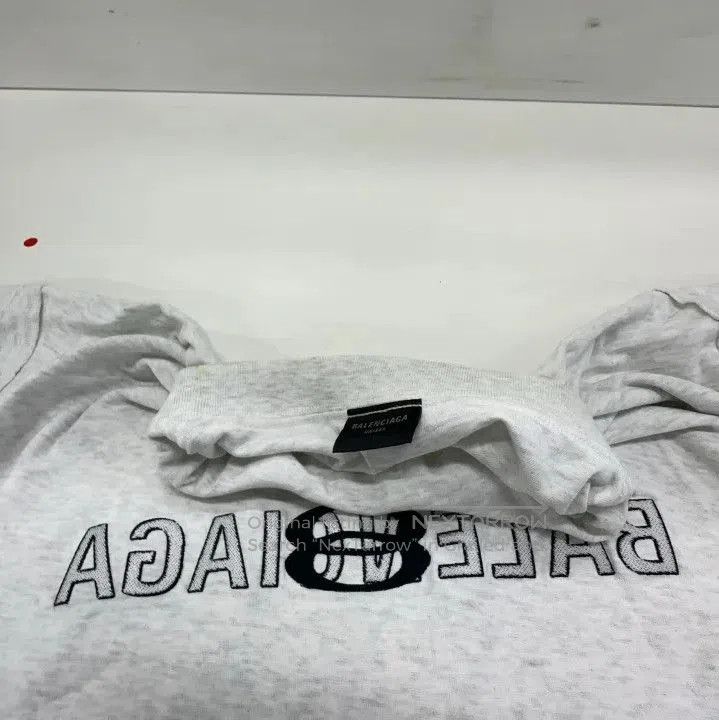 Balenciaga Balenciaga White Logo Crew Neck Short Sleeve T. Size US M / EU 48-50 / 2 - 7 Thumbnail