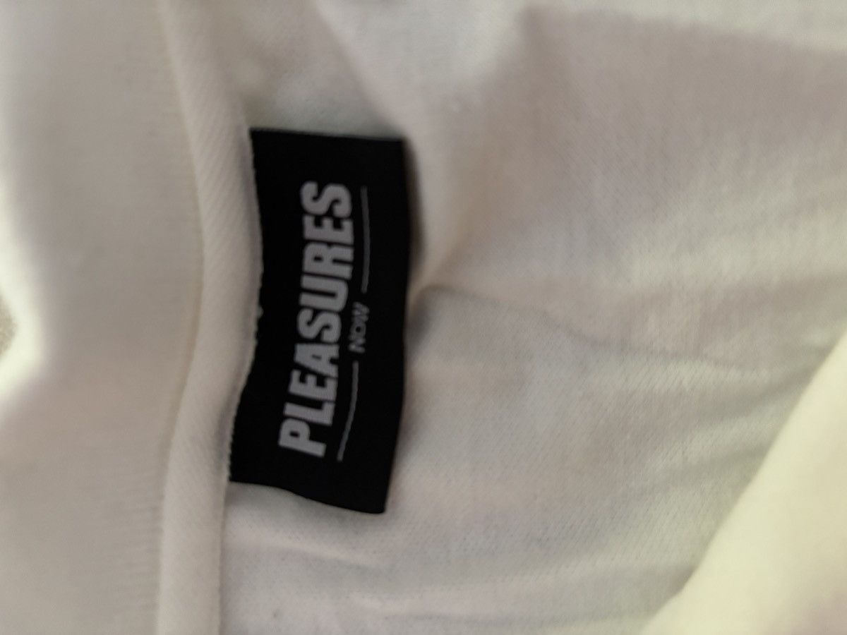 Pleasures Pleasures Vintage White Wyatt Polo Shirt Size US XL / EU 56 / 4 - 3 Thumbnail