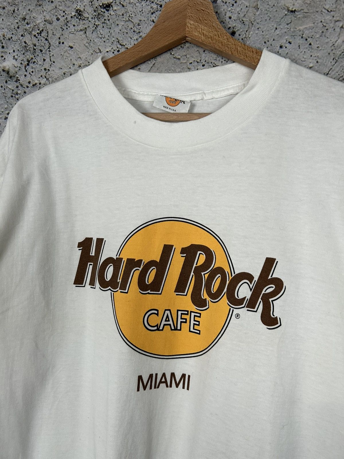 Hard Rock Cafe × Vintage Vintage Hard Rock Cafe Miami Single Stitch 90s Tee Size US XL / EU 56 / 4 - 3 Thumbnail