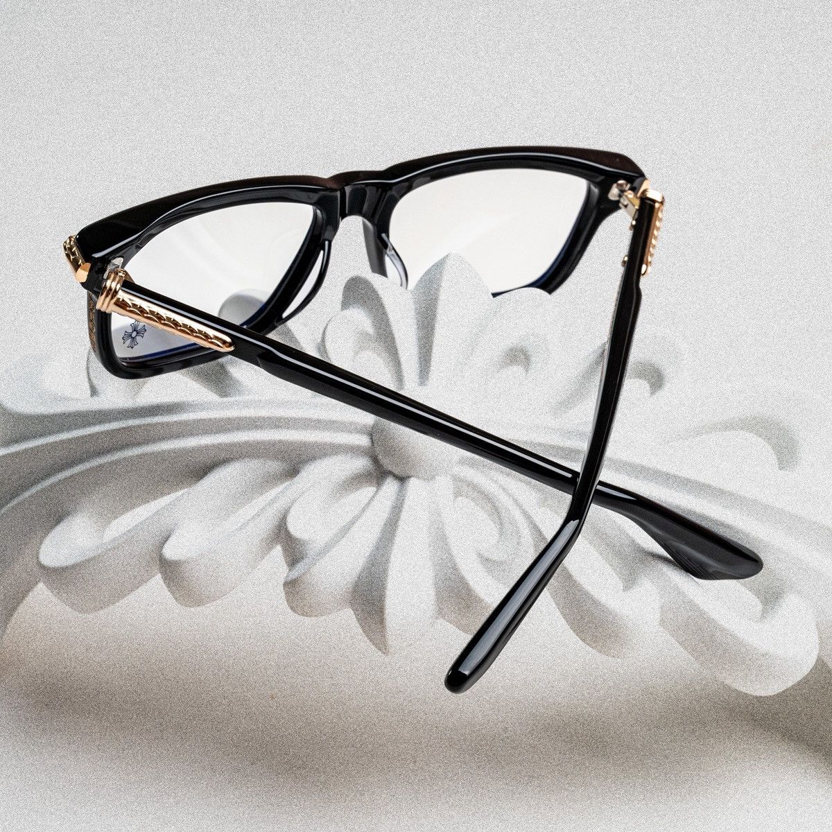 Chrome Hearts CHROME HEARTS LITTLE DINGER BLACK/ 18KGP GLASSES Size ONE SIZE - 7 Thumbnail