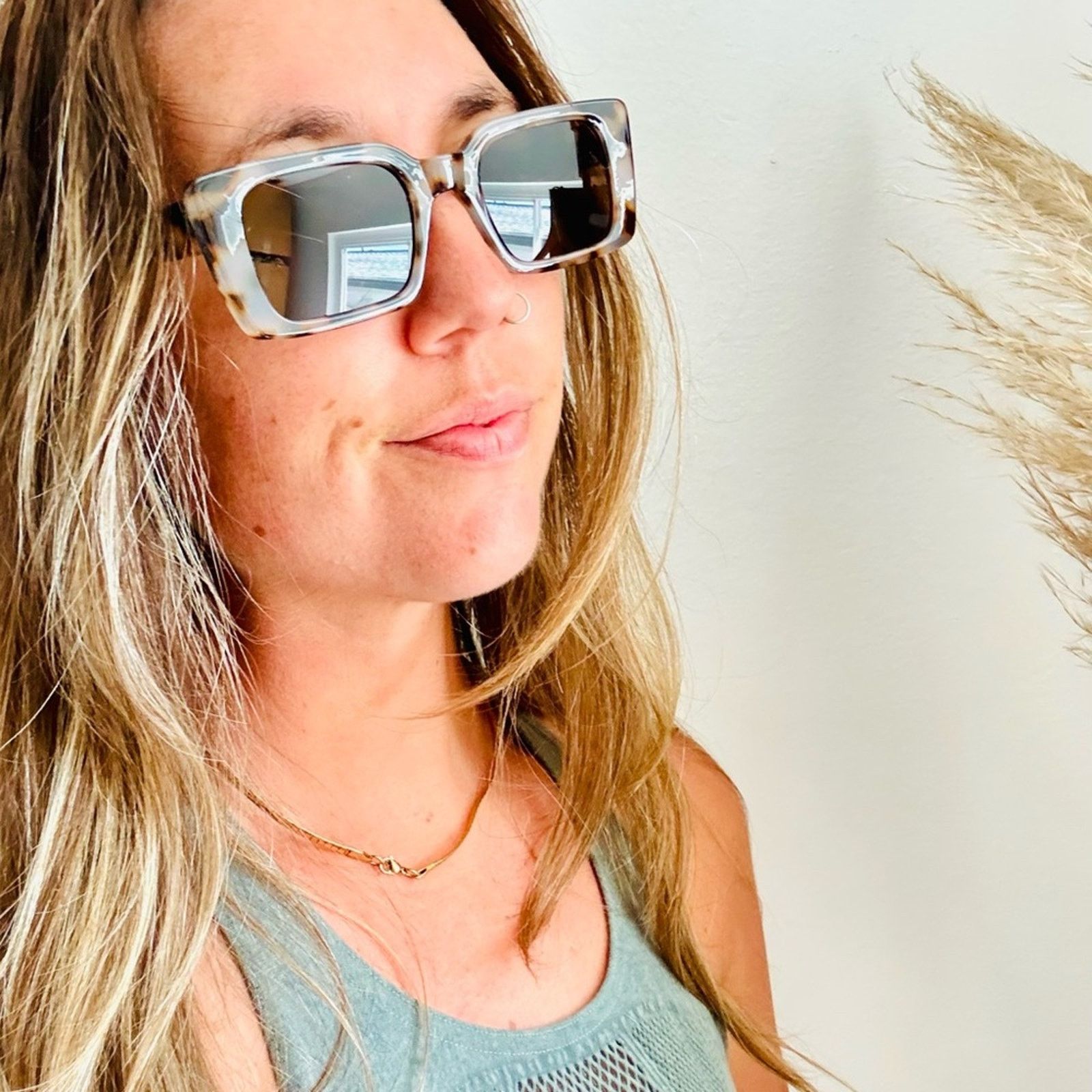 NEW NORDSTROM Cream Tan Brown $98 Tortoiseshell Plastic Sunglasses Sunnies Y2K New MIU MIU Sunglasses Aviator Pilot Brown Honey Havana Tortoise main image 4
