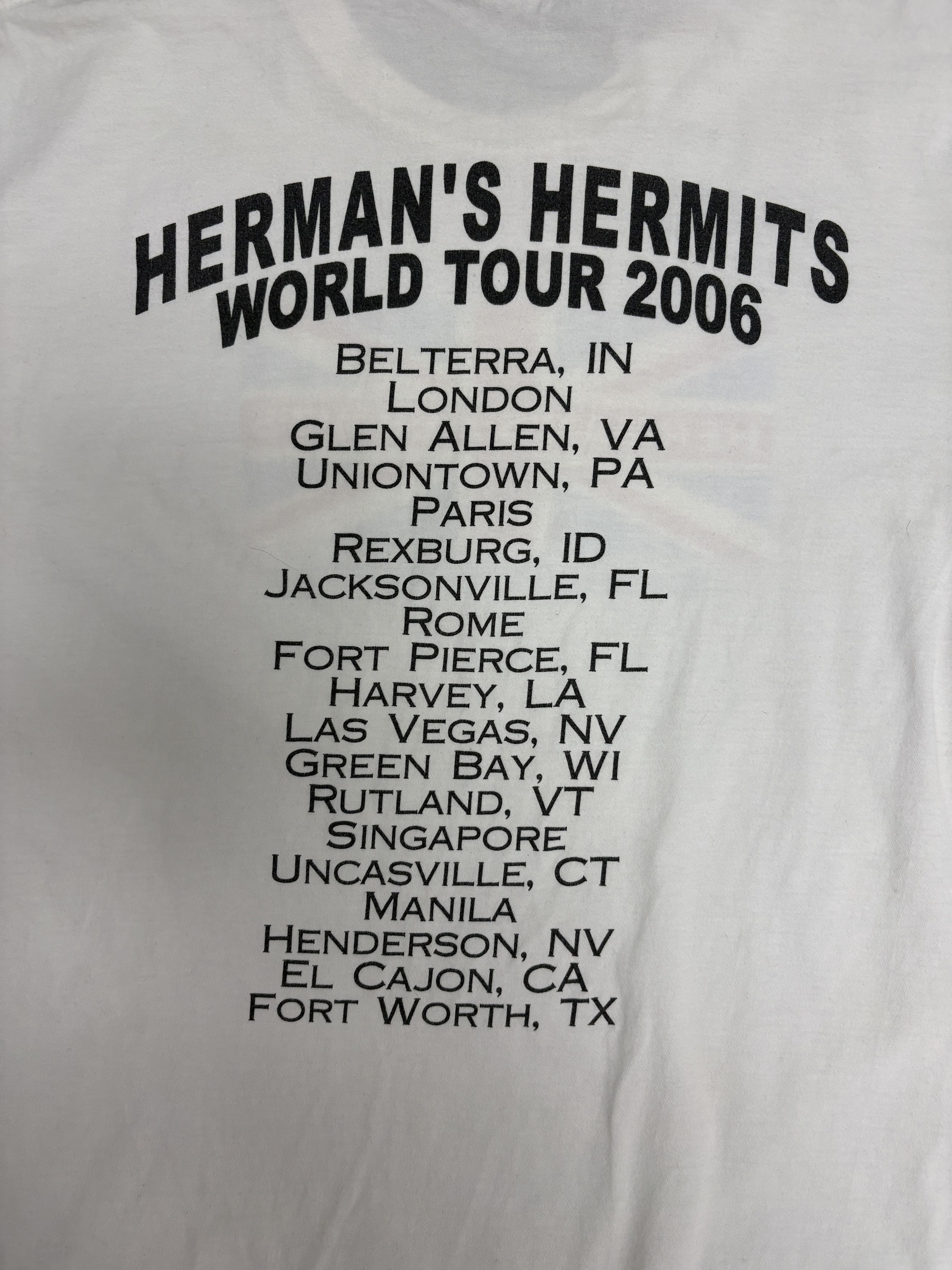 Vintage Herman's Hermits World Tour 2006 Vintage White T-Shirt Tee Size US L / EU 52-54 / 3 - 5 Thumbnail