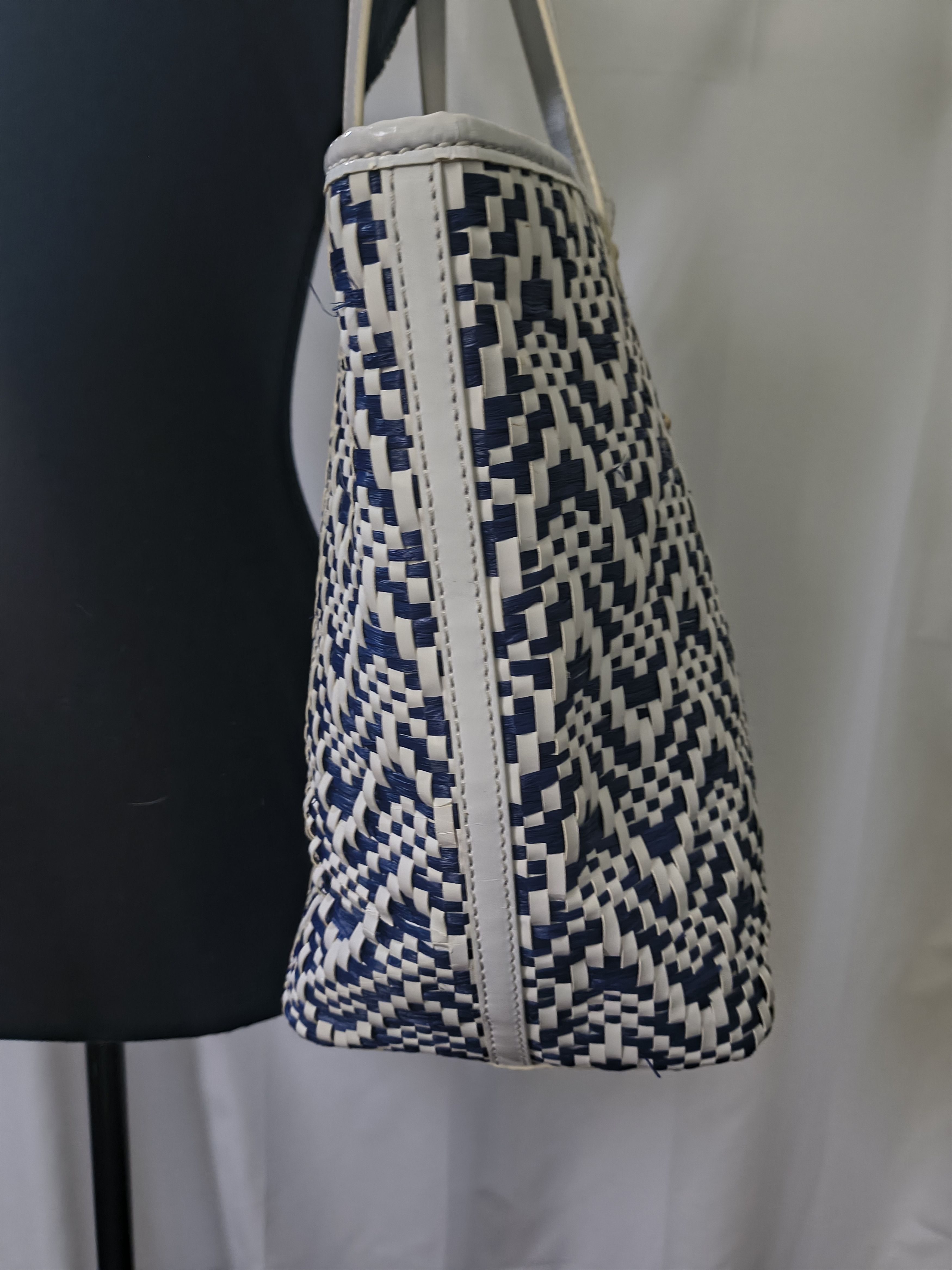 Kate Spade Kate Spade New York Bayside Park Navy & White Tote Size ONE SIZE - 4 Thumbnail