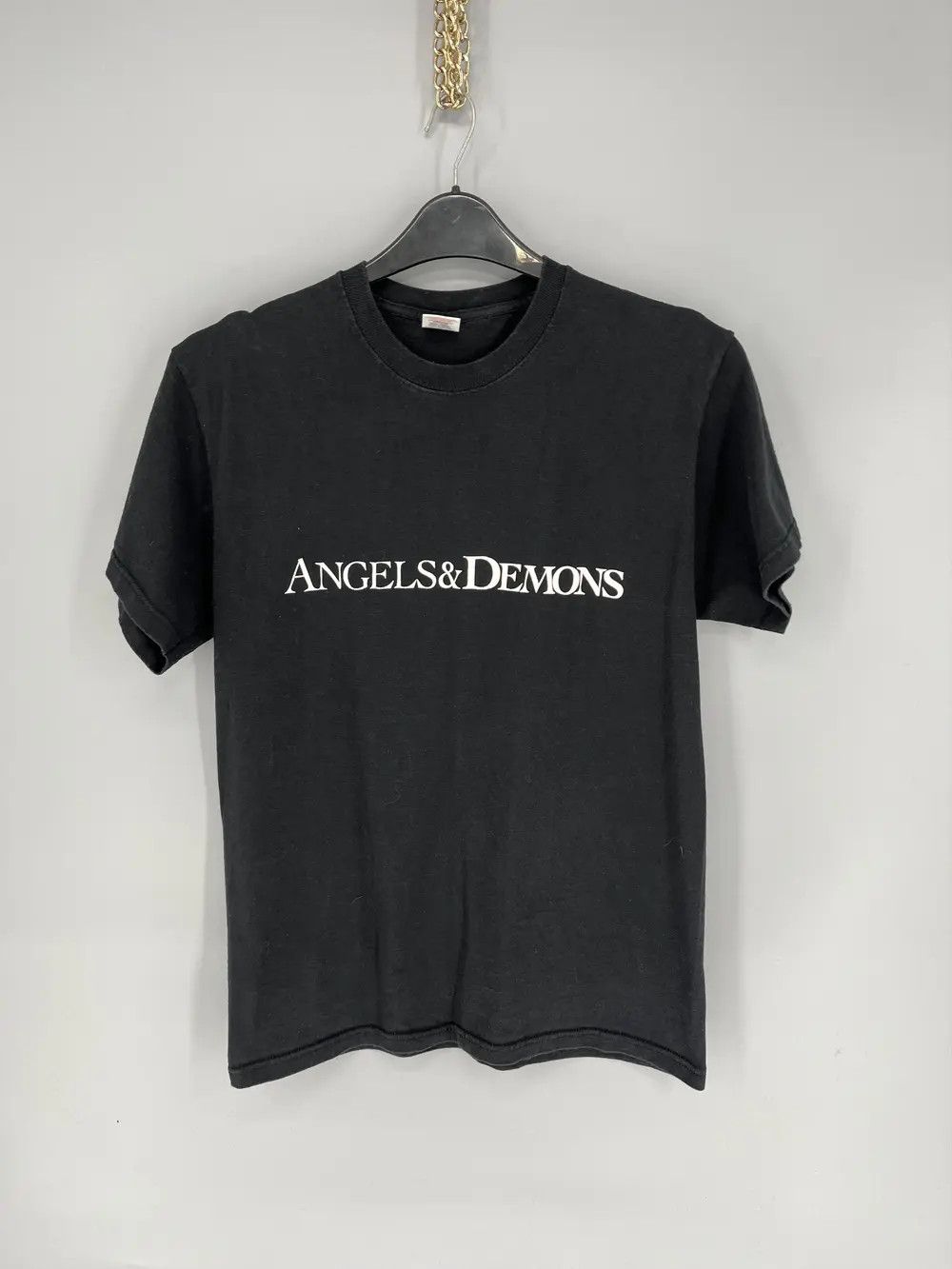 Vintage Vintage Angels And Demons Movie Graphic Tee Tom Hanks Rare Size US M / EU 48-50 / 2 - 2 Thumbnail