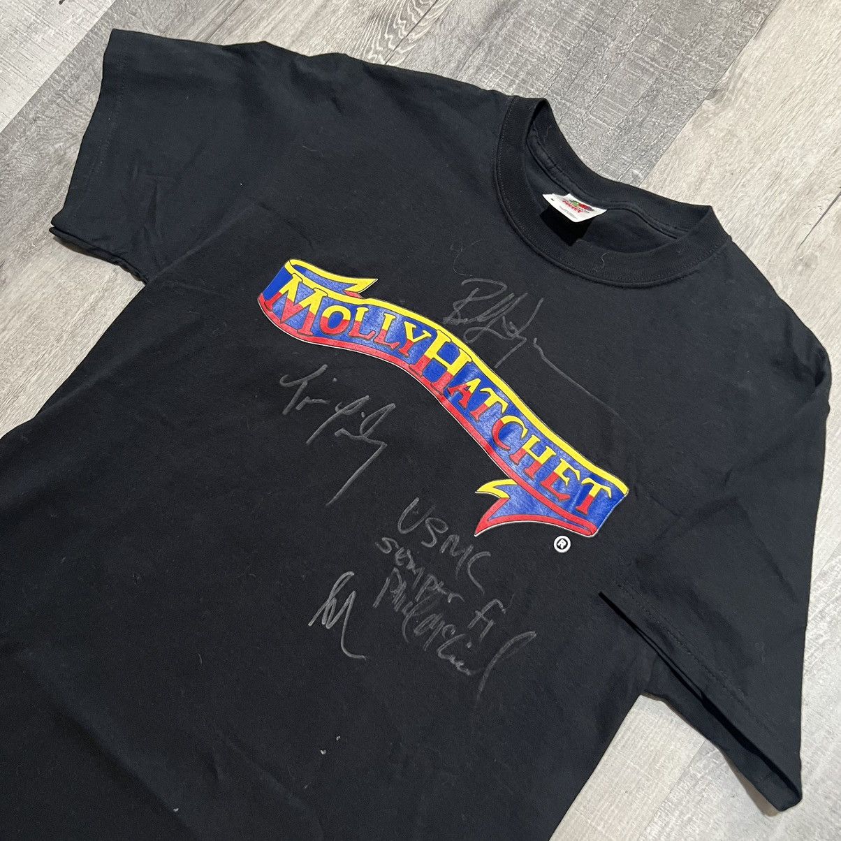 Band Tees × Fruit Of The Loom Molly Hatchet Black Autograph Bobby Ingram Tim Lindsey Shirt Size US M / EU 48-50 / 2 - 2 Thumbnail
