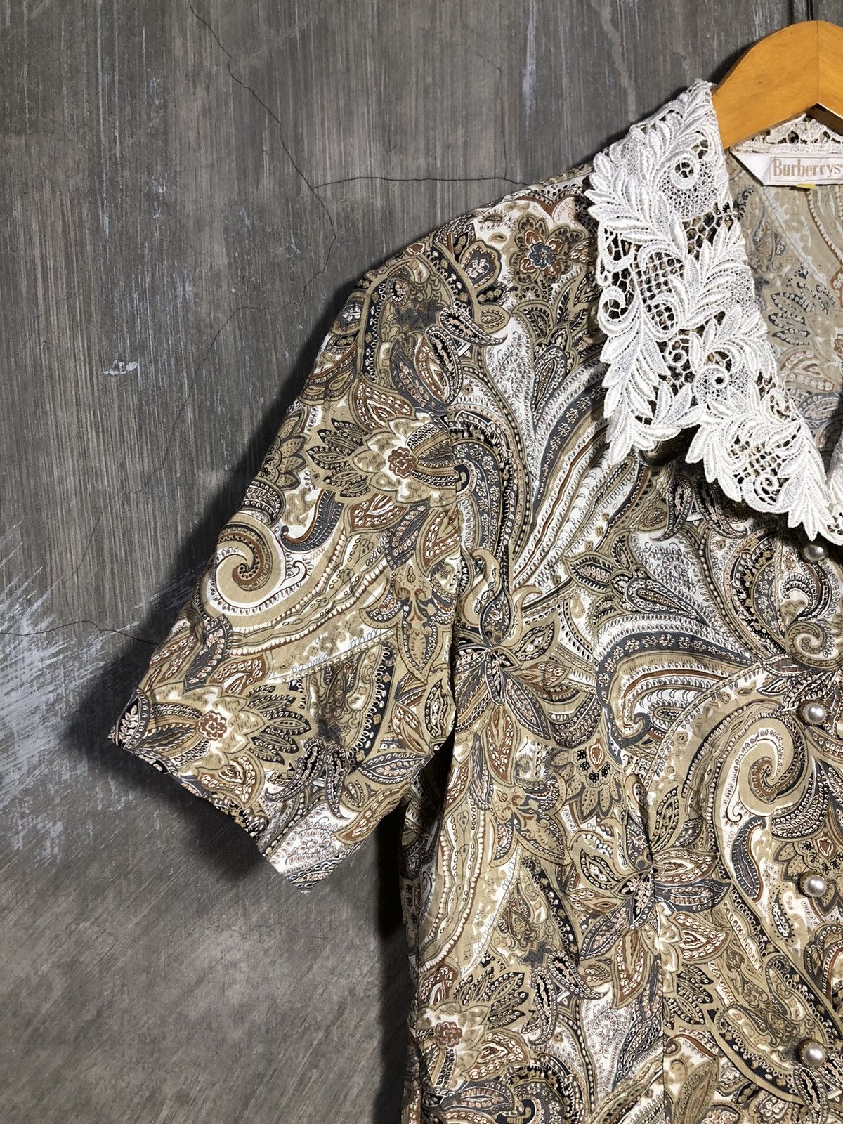 Burberry Vintage Burberrys Button Up Batik Pattern Size M / US 6-8 / IT 42-44 - 3 Thumbnail