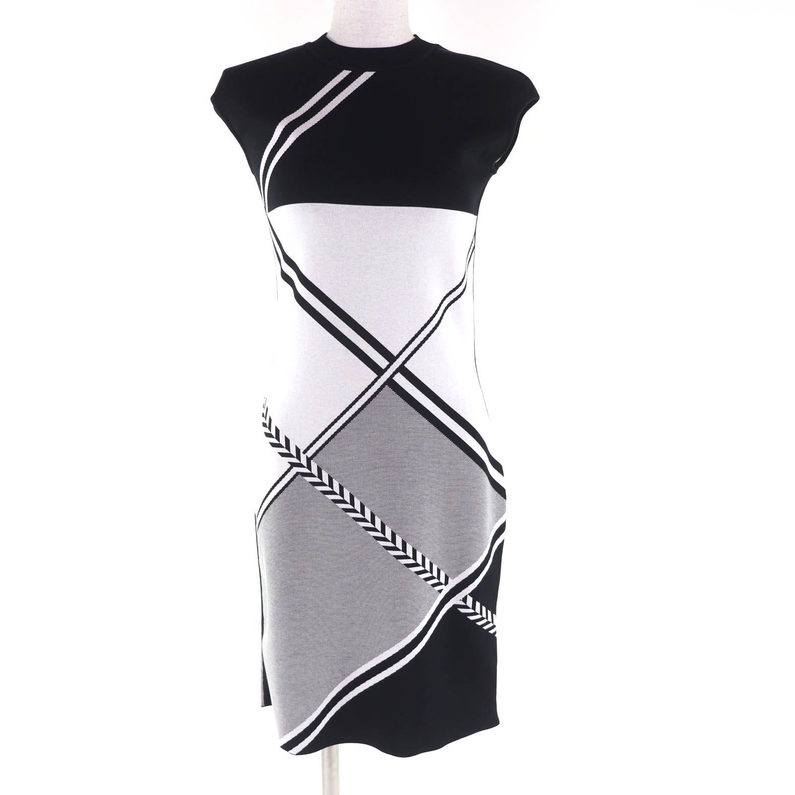 Hermes Hermes Hermes Dress Textile Dresses DUTY FREE for USA Size ONE SIZE - 1 Thumbnail