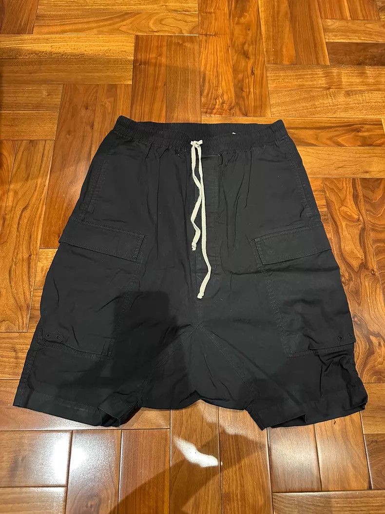 Rick Owens Rick Owens Black Shorts Size US38 wxx Size US 38 / EU 54 - 2 Thumbnail