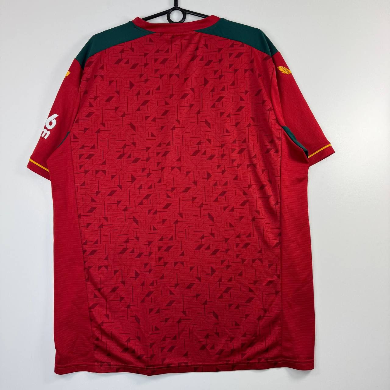 Castore Castore Wolverhampton Wanderers 2023/24 Training Shirt XXL Size US XXL / EU 58 / 5 - 7 Thumbnail