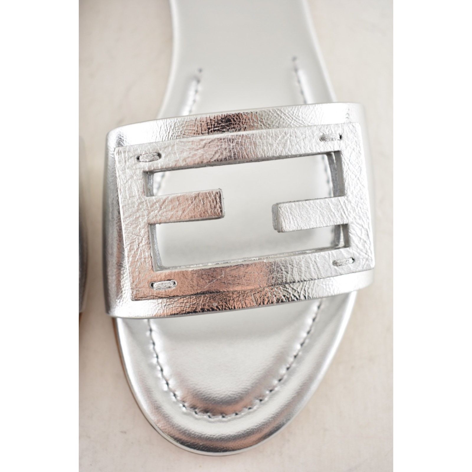 Fendi Fendi Baguette Leather FF Monogram Mule Slide Sandal 39 Size US 9 / IT 39 - 9 Thumbnail