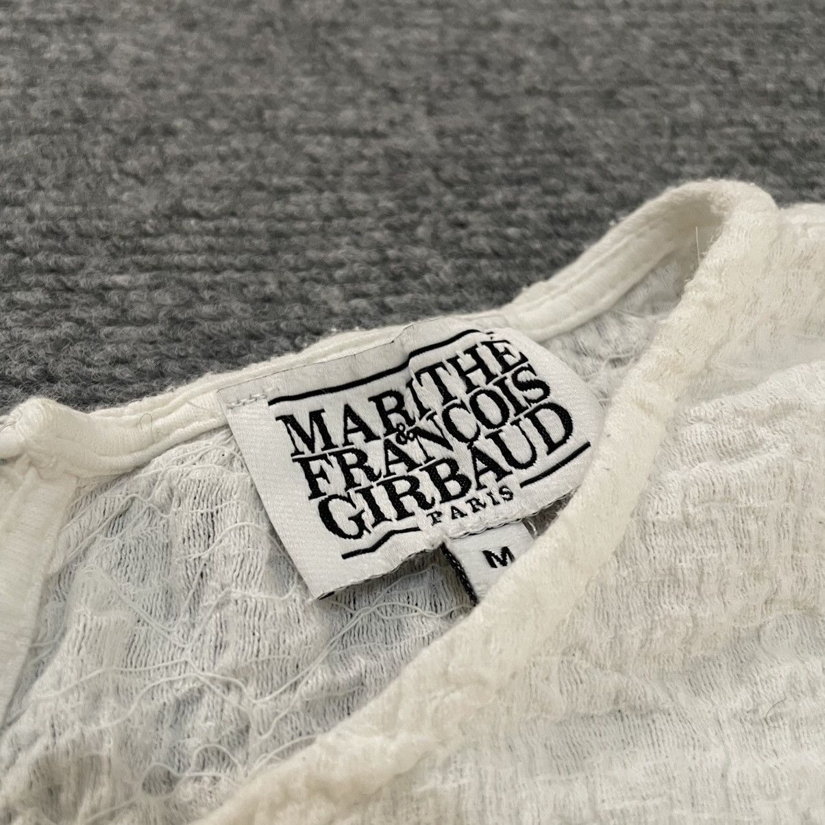 Marithe + Francois Girbaud Marithe Francois Girbaud White Textured Short Sleeve Blouse Size M / US 6-8 / IT 42-44 - 3 Thumbnail