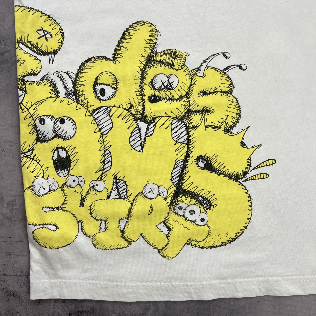 Comme des Garcons Rare! Comme Des Garcons x Kaws Overprint Tee Y2K Size US L / EU 52-54 / 3 - 18 Thumbnail