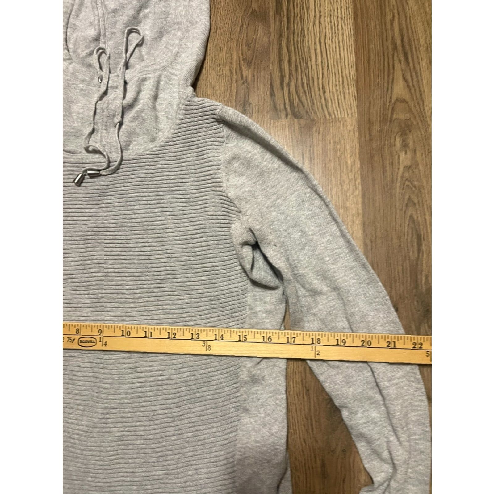 Vintage Artisan NY Hoodie Women’s Size Small Gray Pullover Ribbed Long Sleeve Activewear Regular Fit Size S / US 4 / IT 40 - 5 Thumbnail