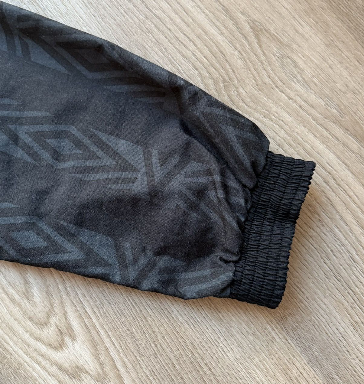 Umbro Vintage 90s Umbro Celtic Football Soccer Track Jacket Size US S / EU 44-46 / 1 - 6 Thumbnail