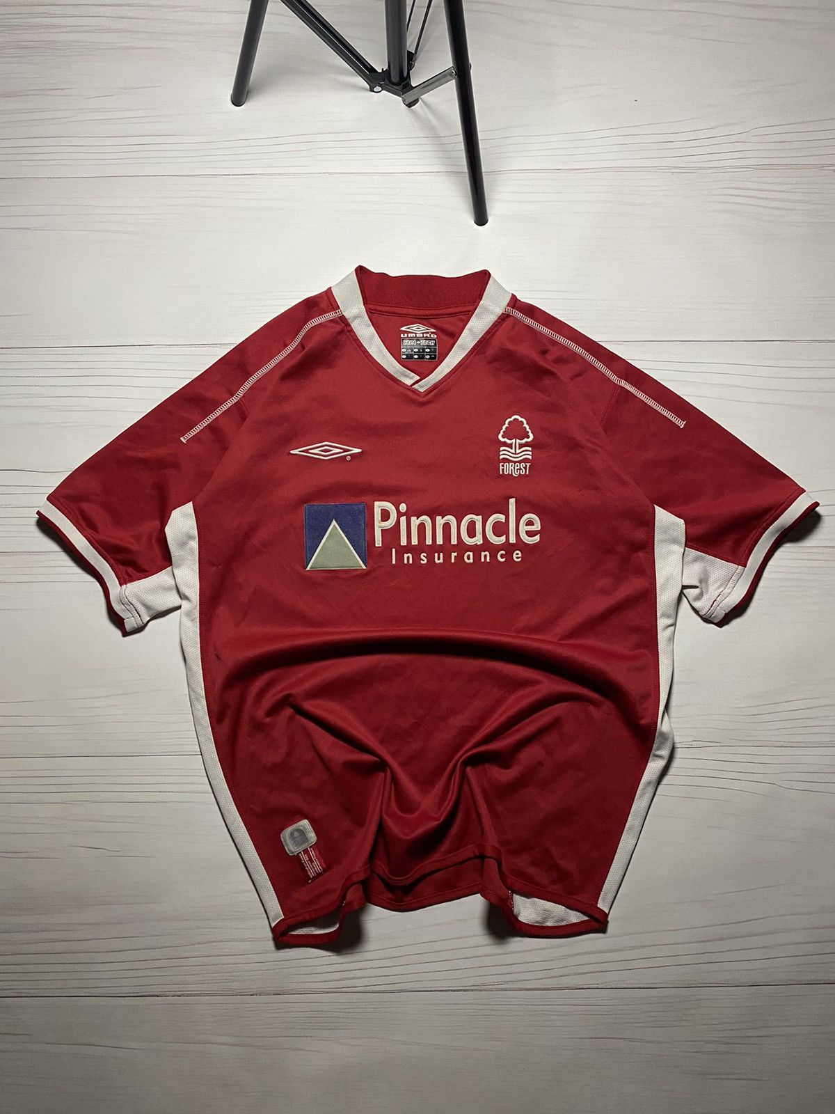 Umbro × Vintage Vintage Nottingham Forest 2002/03 Home Football Shirt Jersey Size US L / EU 52-54 / 3 - 1 Thumbnail