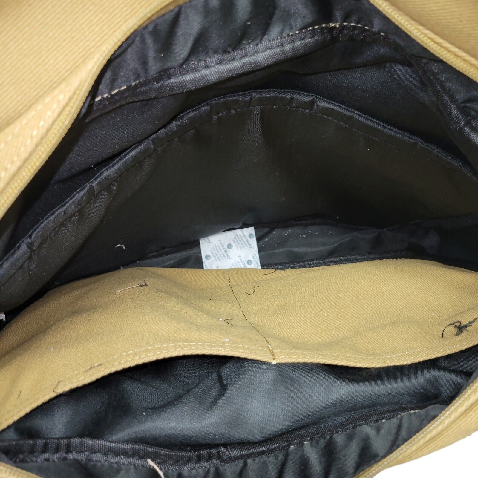 Club Room Men's Clubroom Messenger Bag. New With Tags $80 Size ONE SIZE - 8 Thumbnail