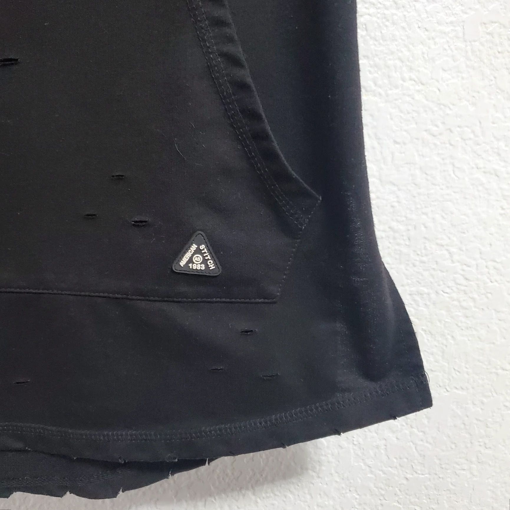 Vintage American Stitch 1983 Hooded Shirt Mens M Black Razor Cut Short Sleeve Distressed Size US M / EU 48-50 / 2 - 7 Thumbnail