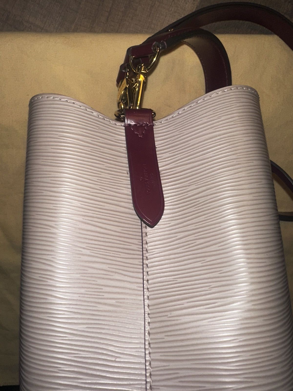 Louis Vuitton NéoNoé BB Louis Vuitton Size ONE SIZE - 4 Thumbnail