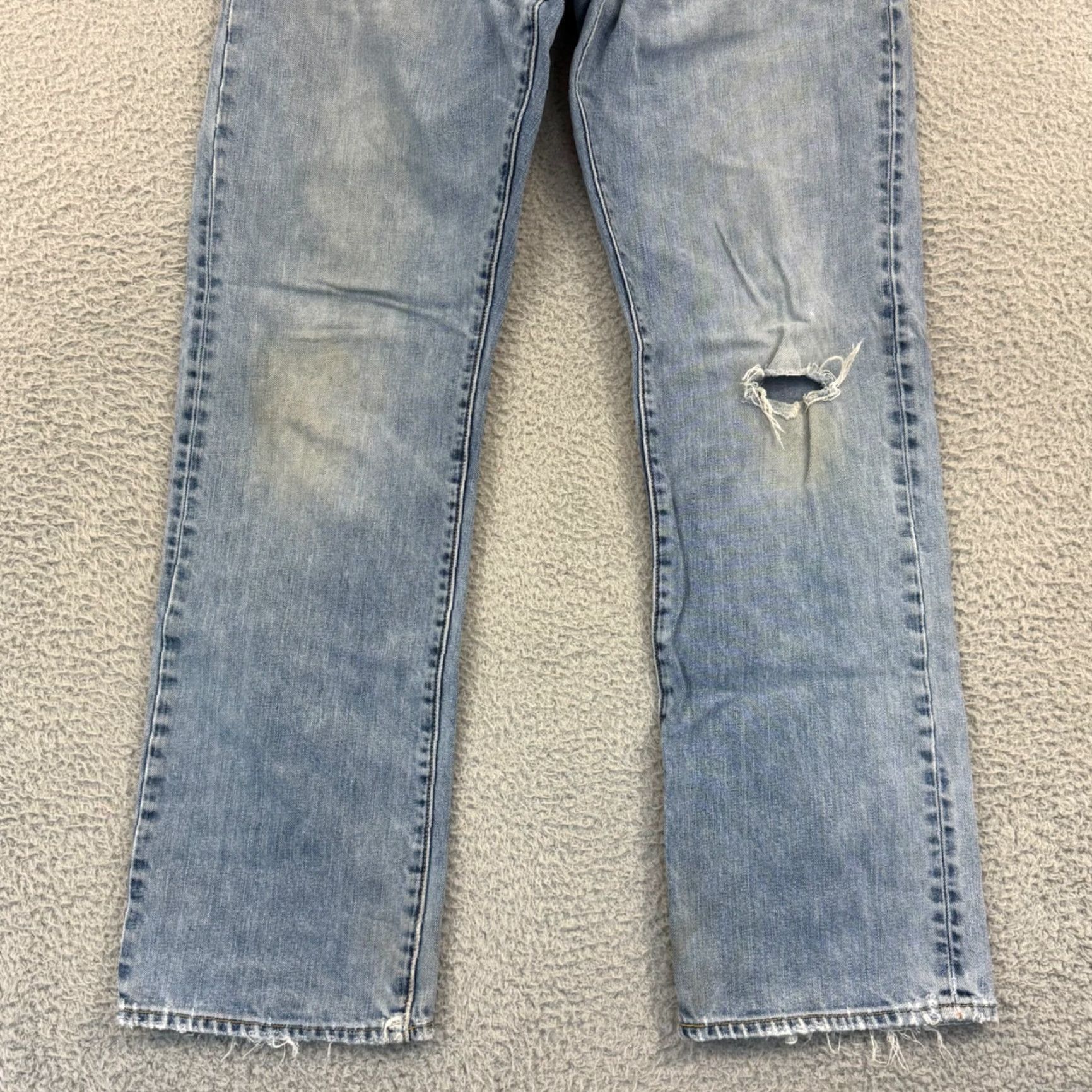 Gap VINTAGE Gap 1969 Jeans Mens 32x32 Blue Straight Leg Relaxed Fit Distressed Denim Size US 32 / EU 48 - 2 Thumbnail