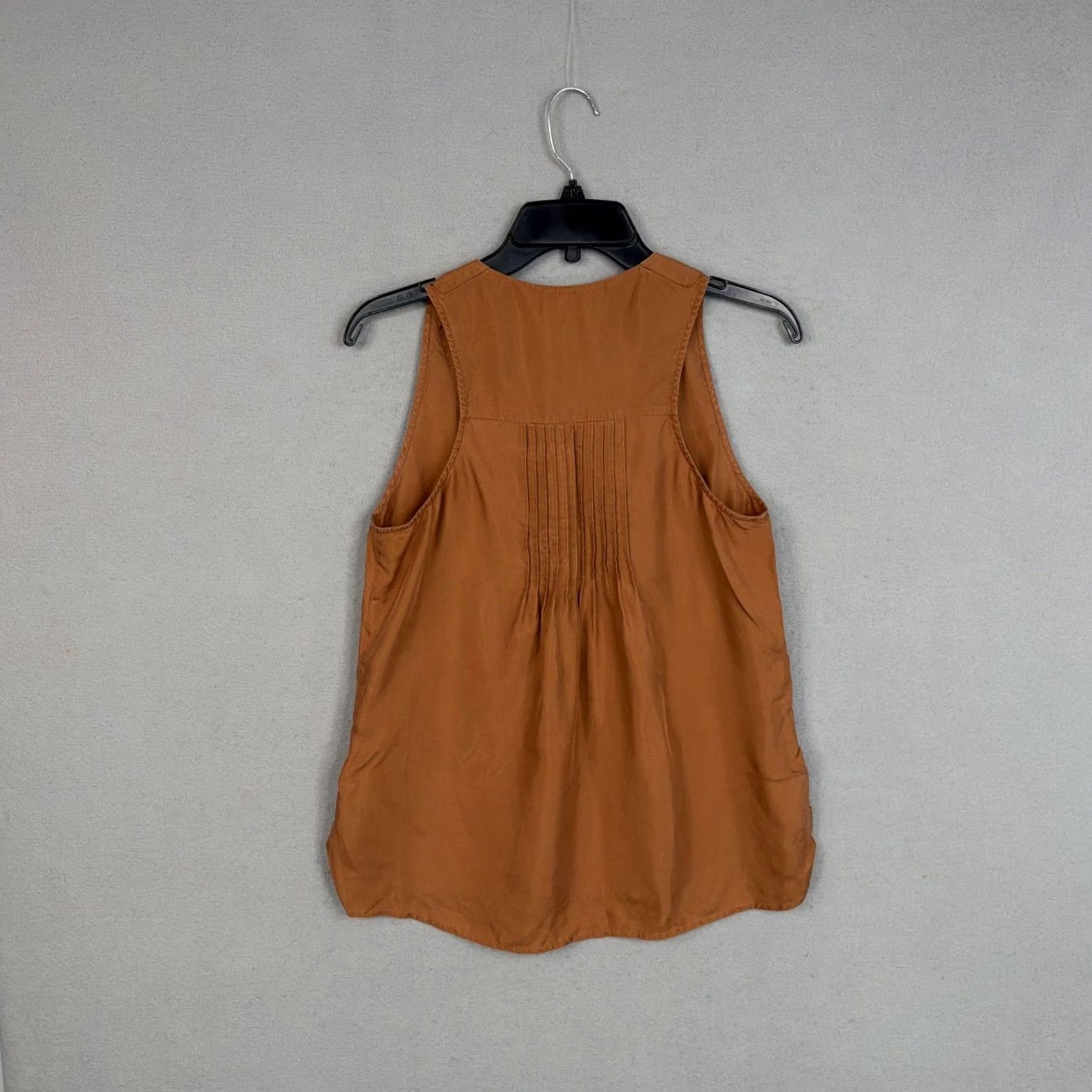 Reiss Reiss Tank Top Womens 4 Brown 100% Silk V Neck Pleated Basic Career Workwear Satin Sleeveless Shirt Womens Boys Girls Mens Size S / US 4 / IT 40 - 7 Thumbnail