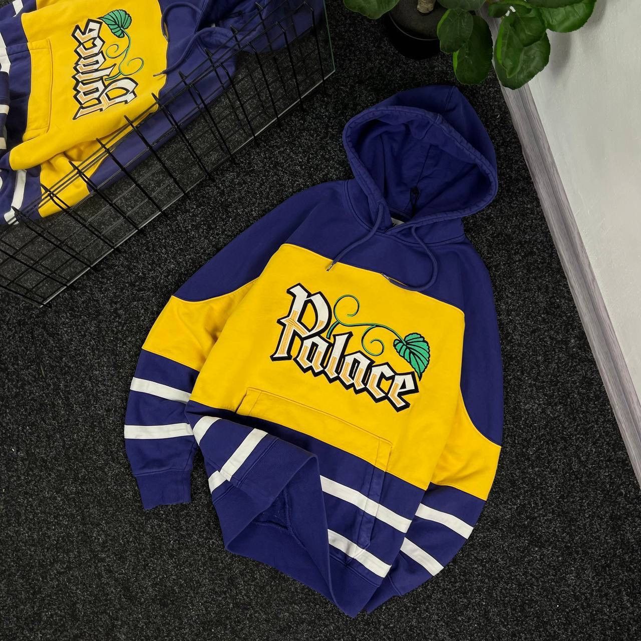 Palace Palace skateboard hoodie big print sk8 drip y2k style Size US M / EU 48-50 / 2 - 1 Thumbnail