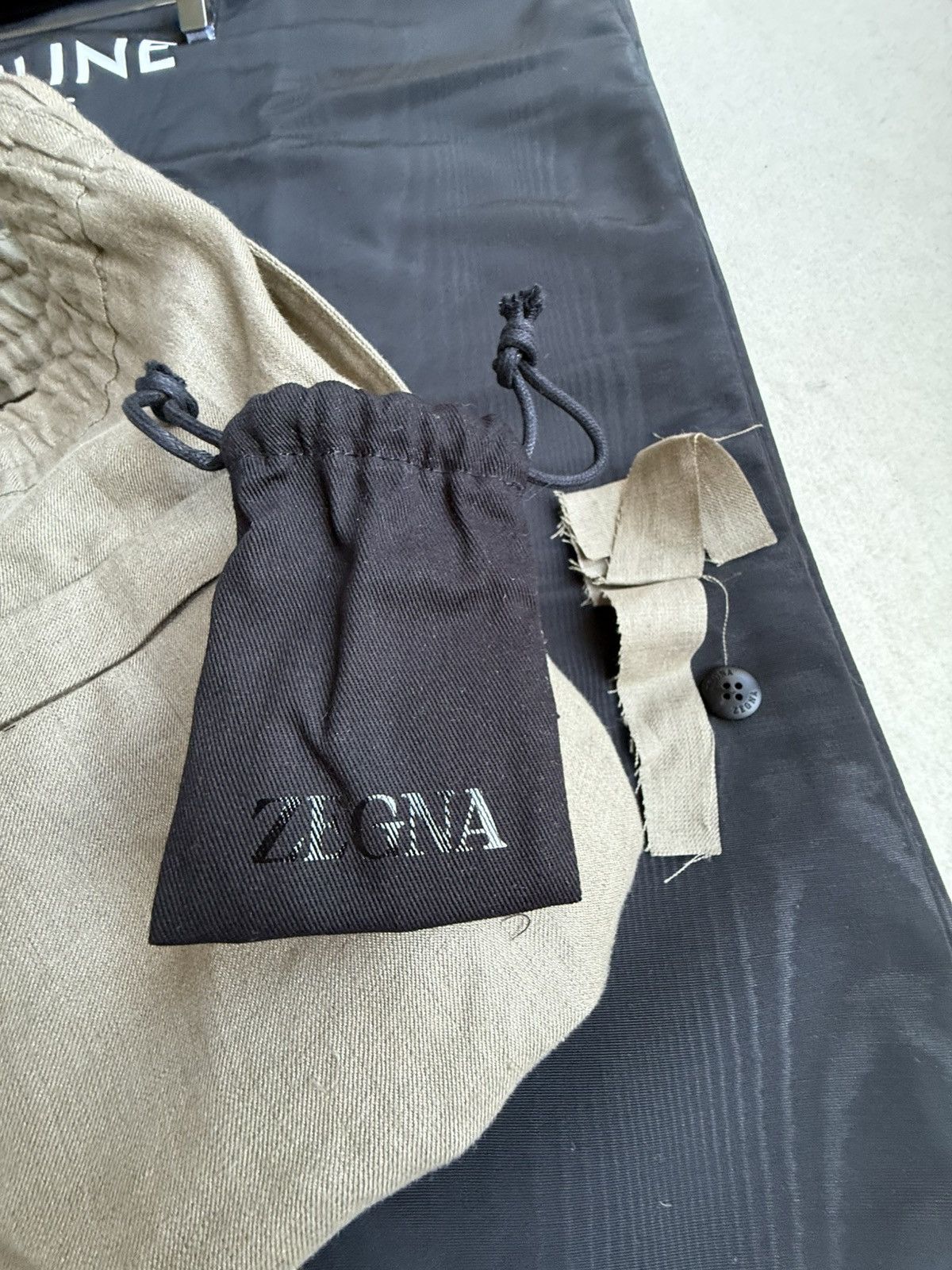Z Zegna $1.1k+ Zegna Oasi Lino shorts 46 BNWT green khaki grail 46 Size US 30 / EU 46 - 25 Thumbnail