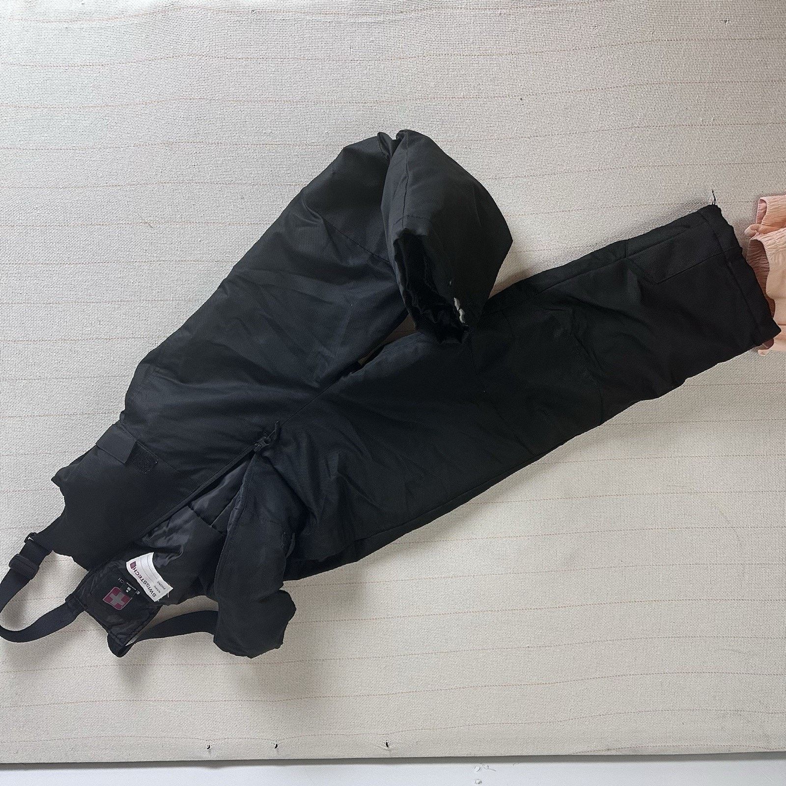 Other Swiss Tech Boys Snow Pants Size Medium 8 Size US M / EU 48-50 / 2 - 6 Thumbnail